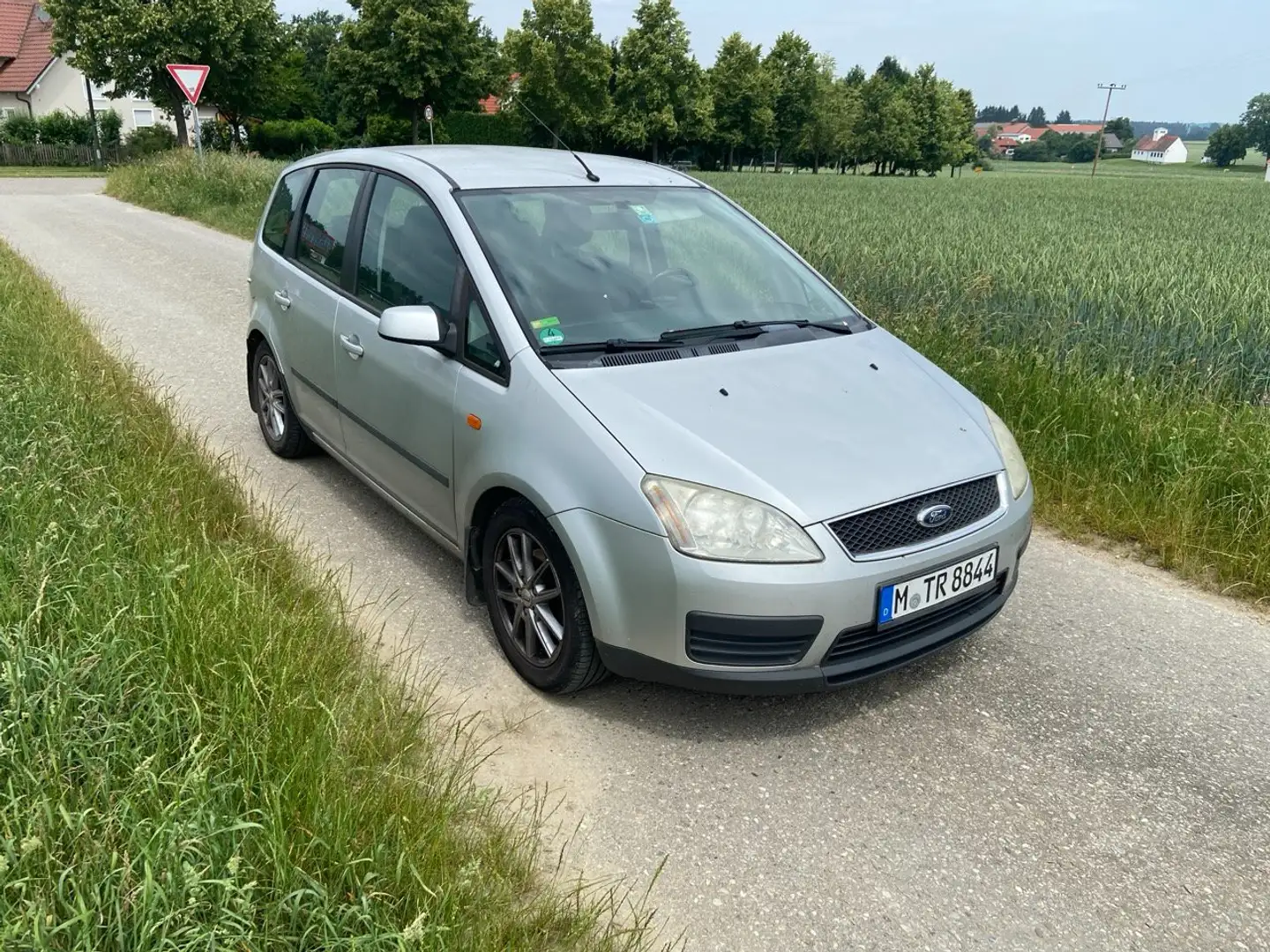 Ford Focus C-Max 1.6 TDCi DPF Срібний - 1