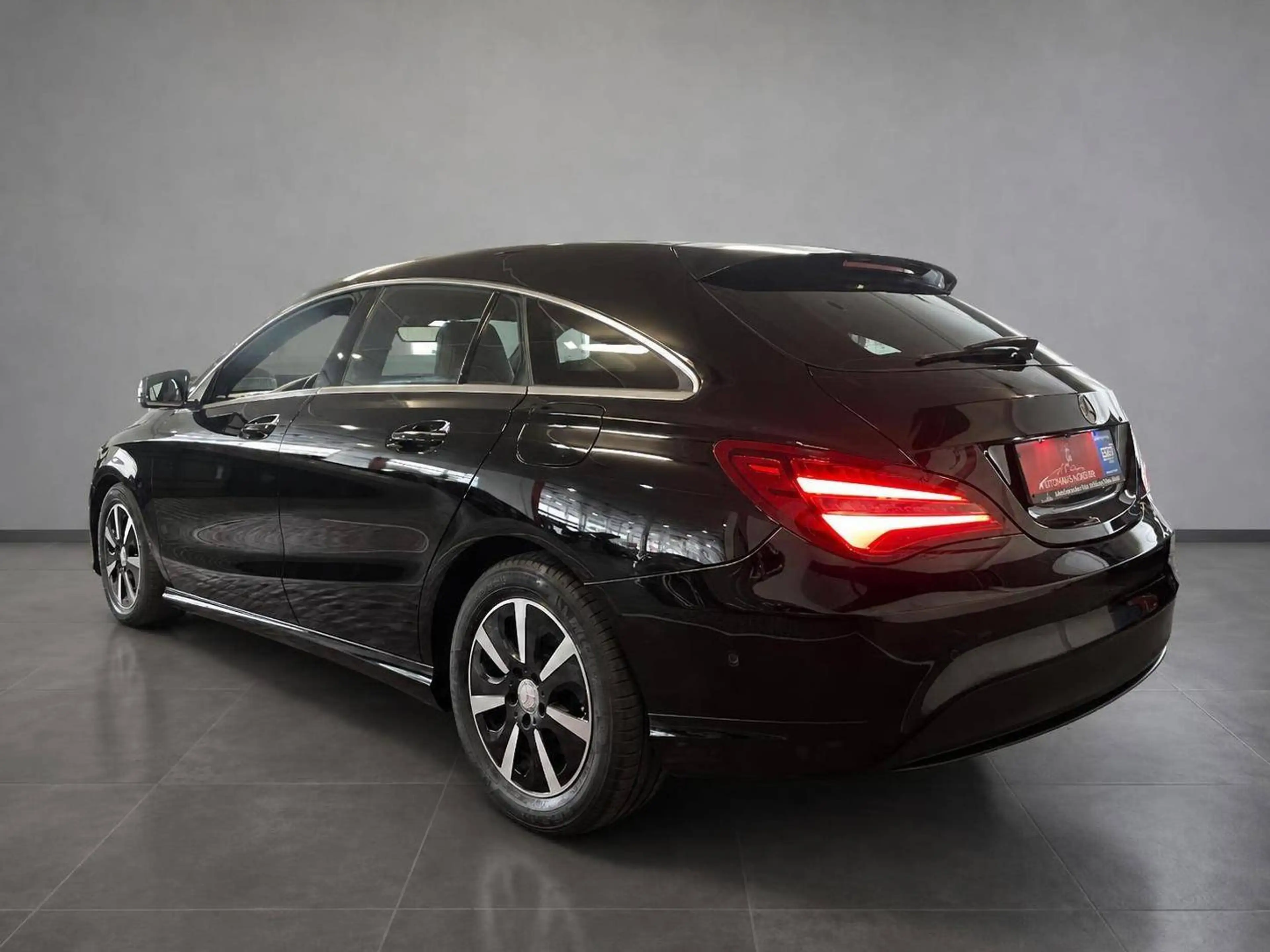Mercedes-Benz CLA 180 CLA 180 d Shooting Brake *1.Hd+SH+LED+Navi — photo 6