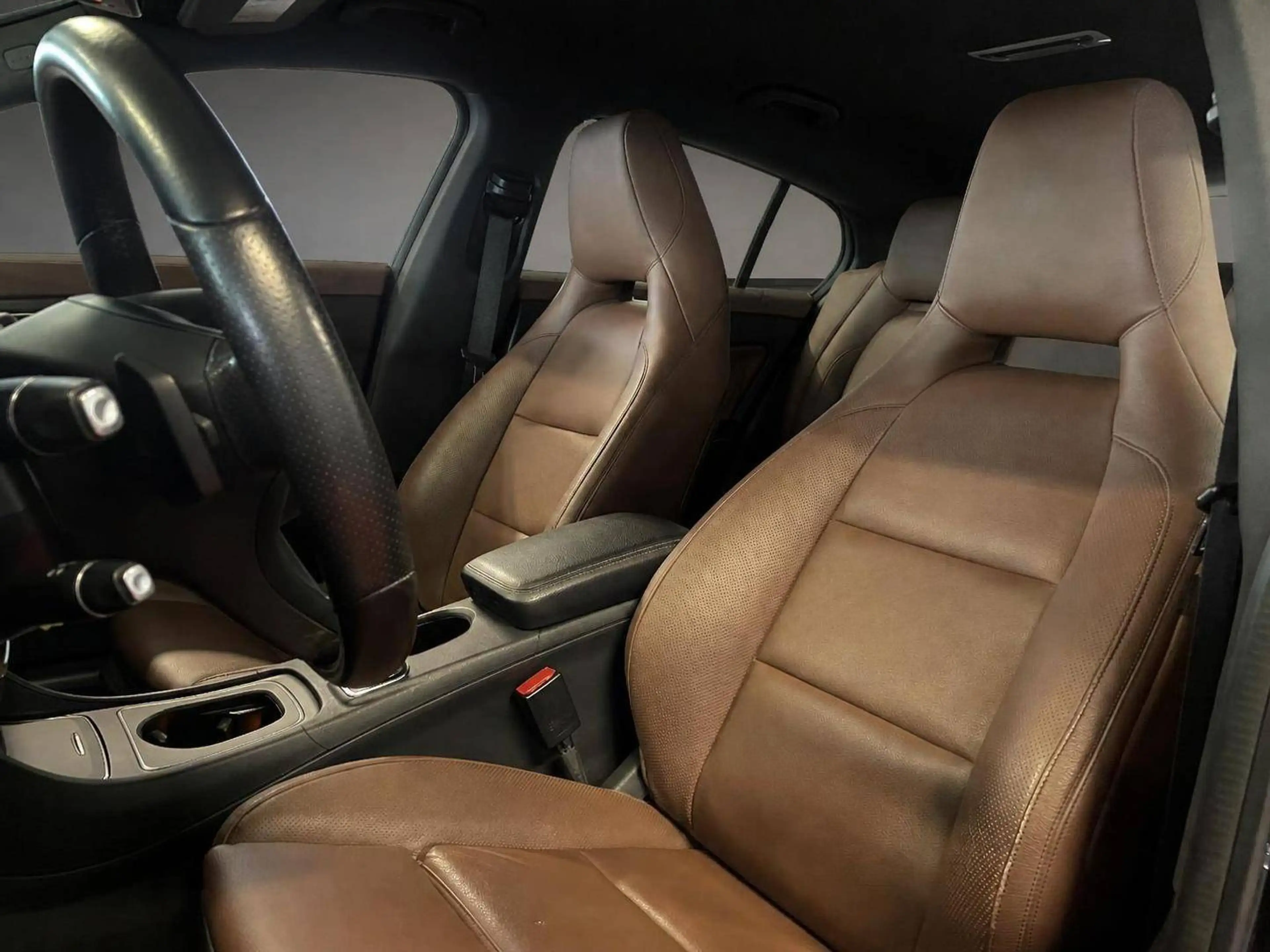 Mercedes-Benz CLA 180 CLA 180 d Shooting Brake *1.Hd+SH+LED+Navi — photo 14