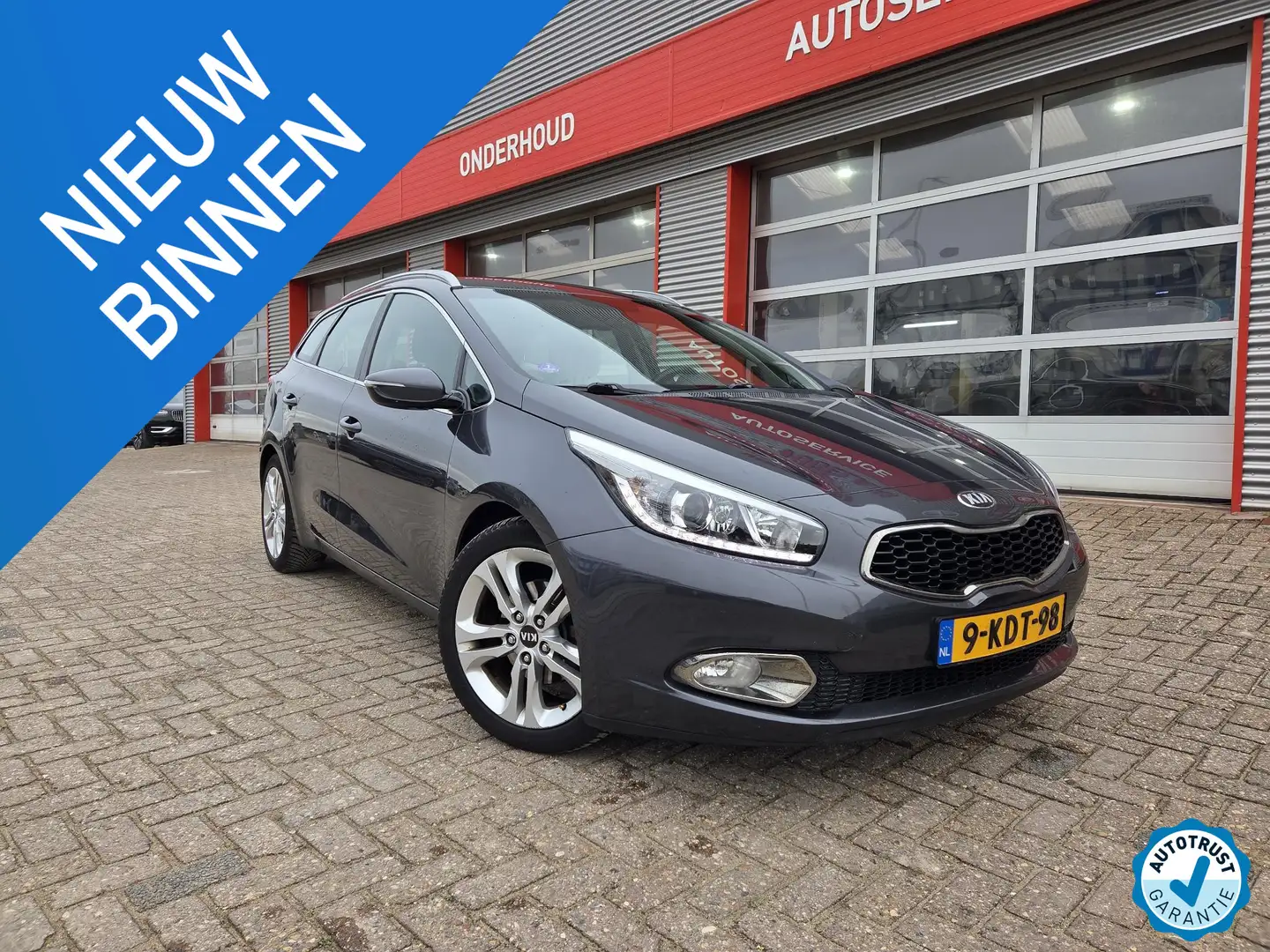 Kia Ceed SW / cee'd SW Sportswagon 1.6 GDI Plus Pack Grijs - 1