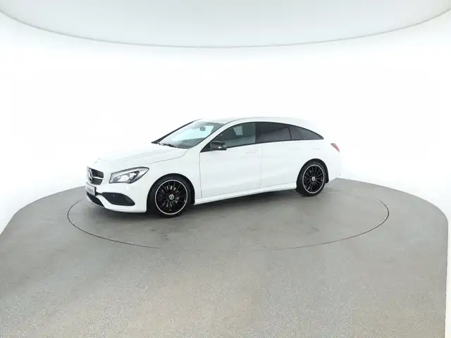 Mercedes-Benz CLA 220 220 d Shooting Brake 4MATIC Aut.