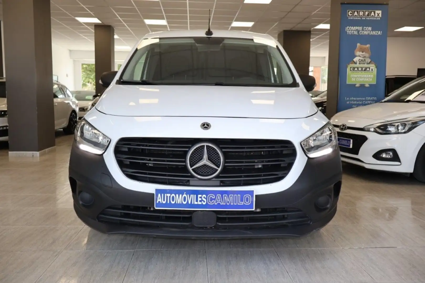 Mercedes-Benz Citan N1 Tourer 110CDI Largo Base Blanco - 2