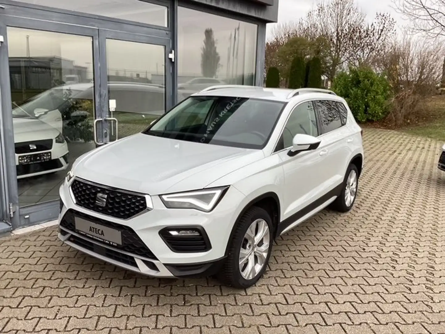 SEAT Ateca Ateca 1.5 TSI ACT DSG OPF Xperience Weiß - 2