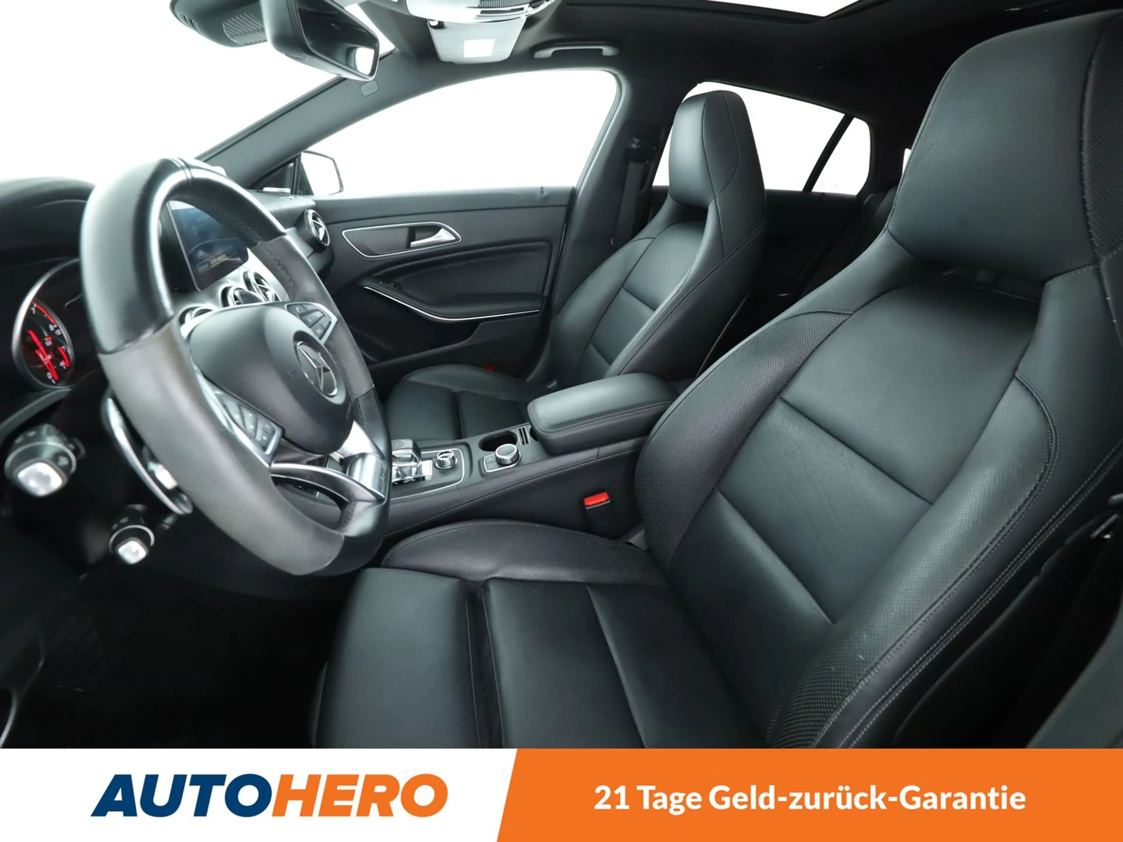 Mercedes-Benz CLA 45 AMG AMG 4Matic Aut.*NAVI*LED*HK*PANO*TEMPO*SHZ*PDC* — photo 10