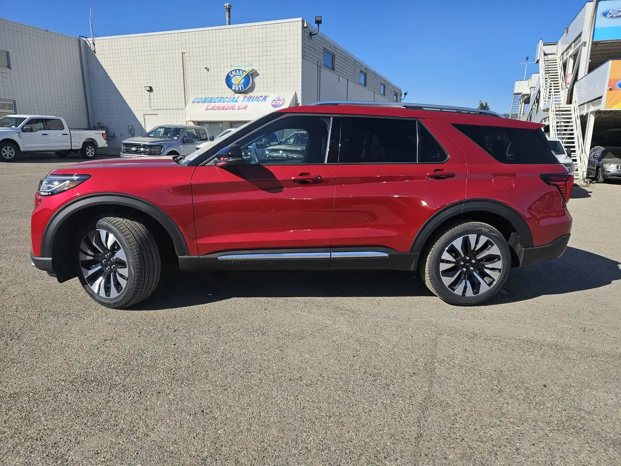 Ford Explorer снимка Ford Explorer
