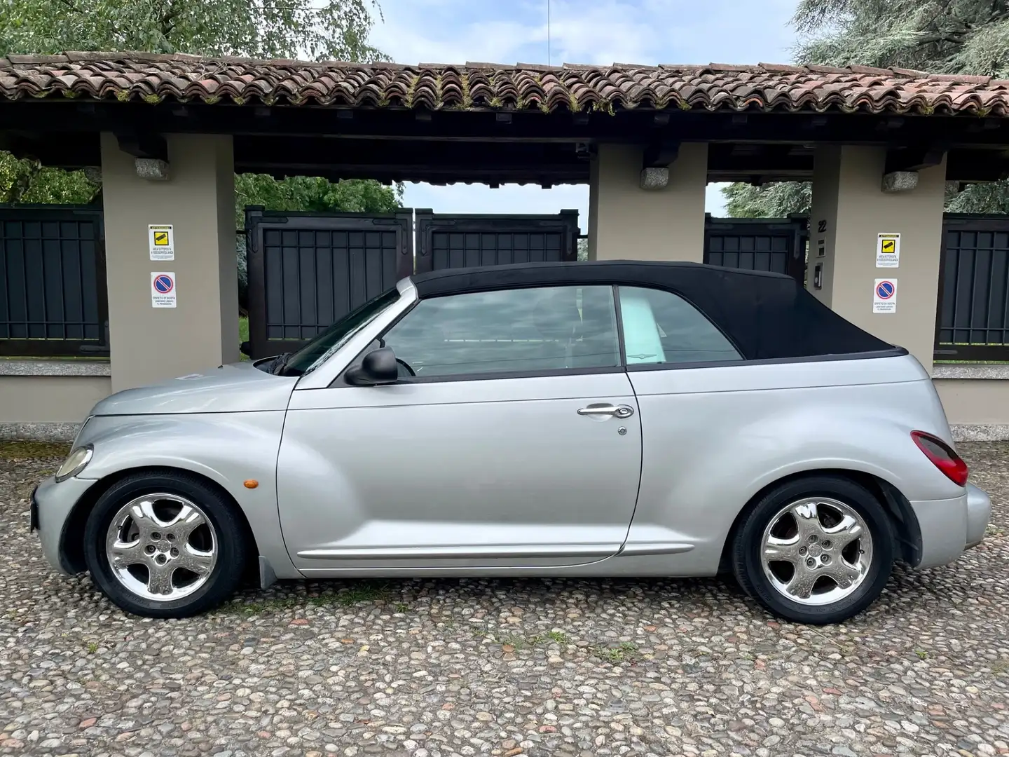 Chrysler PT Cruiser PT Cruiser 2.4 turbo cat GT Cabrio Zilver - 2