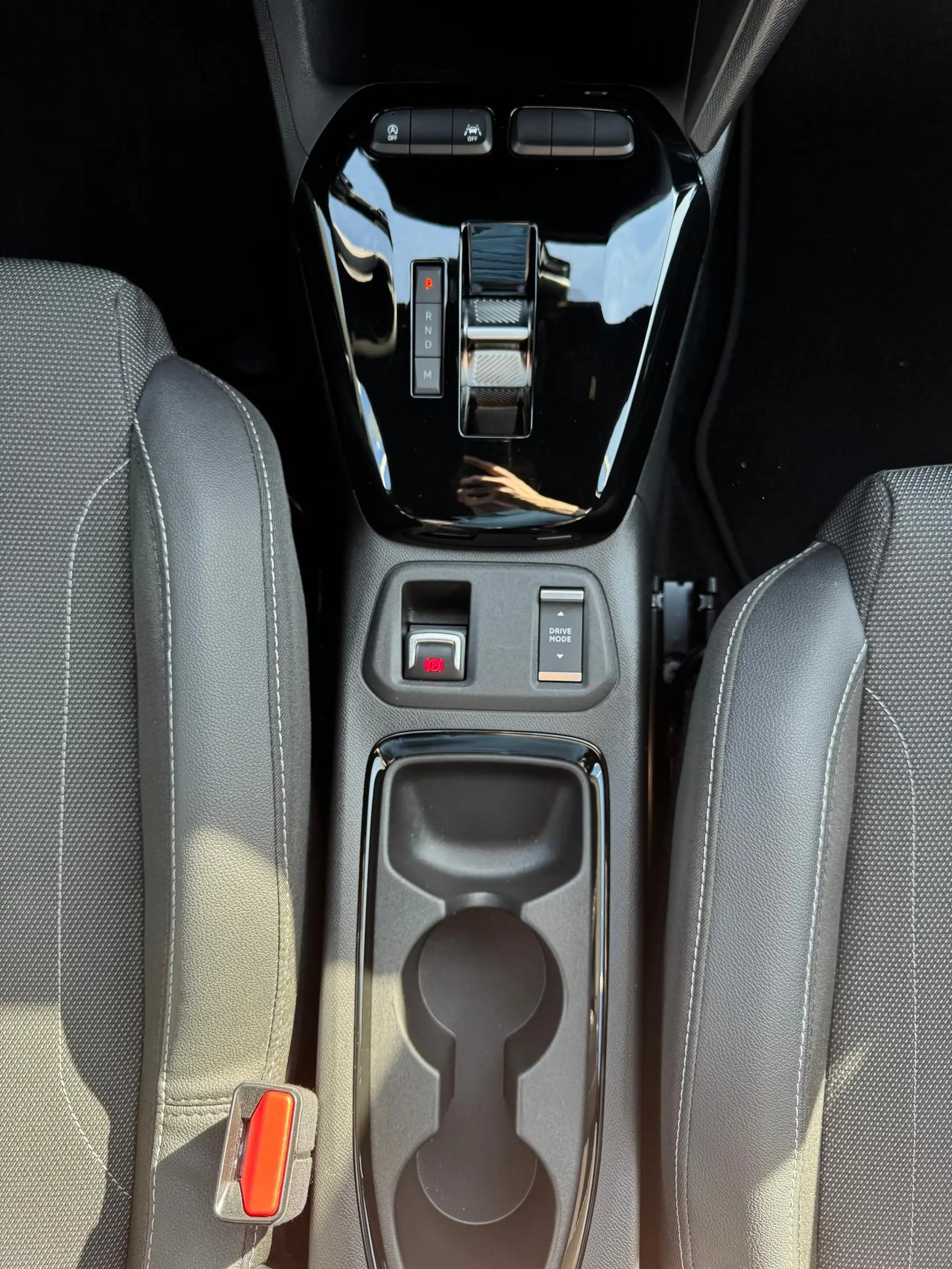 Opel Corsa 1.2 YES Hybrid Automatik *LED *DAB *PDC — photo 13