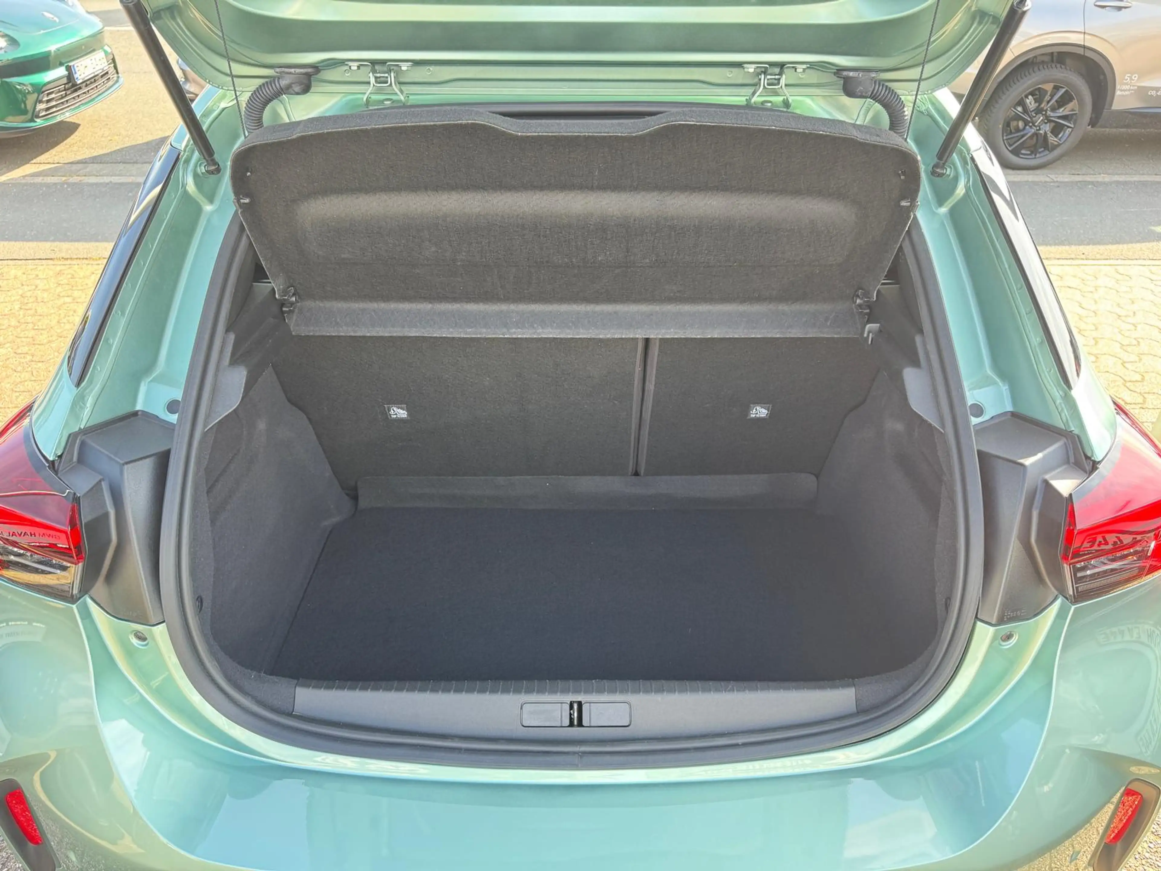 Opel Corsa 1.2 YES Hybrid Automatik *LED *DAB *PDC — photo 9