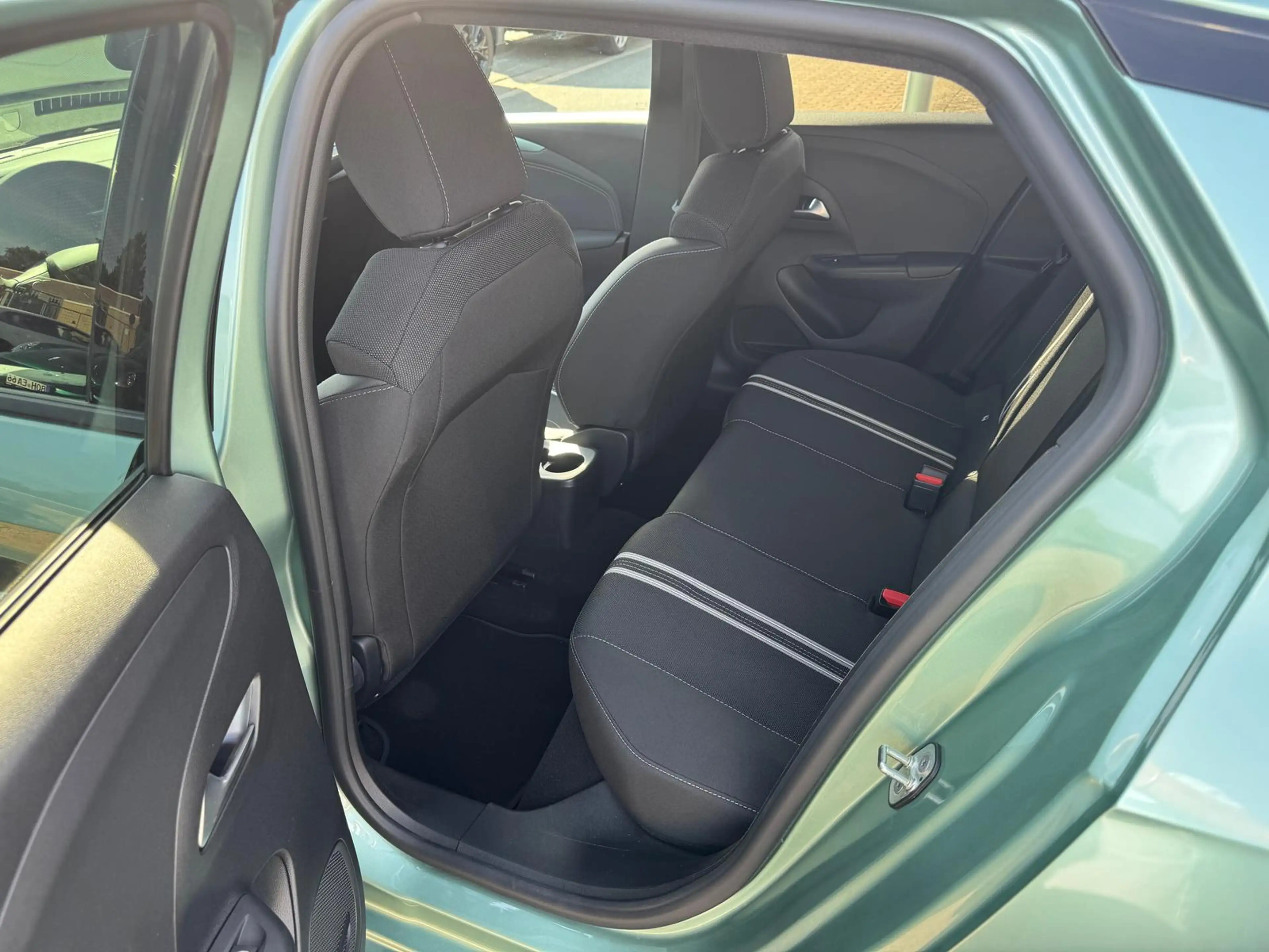 Opel Corsa 1.2 YES Hybrid Automatik *LED *DAB *PDC — photo 8