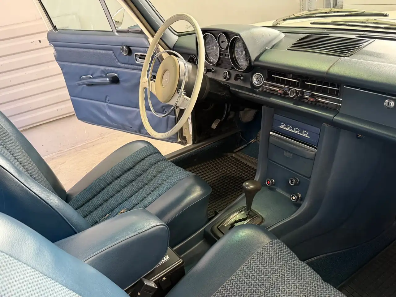 Mercedes-Benz 200, foto 11
