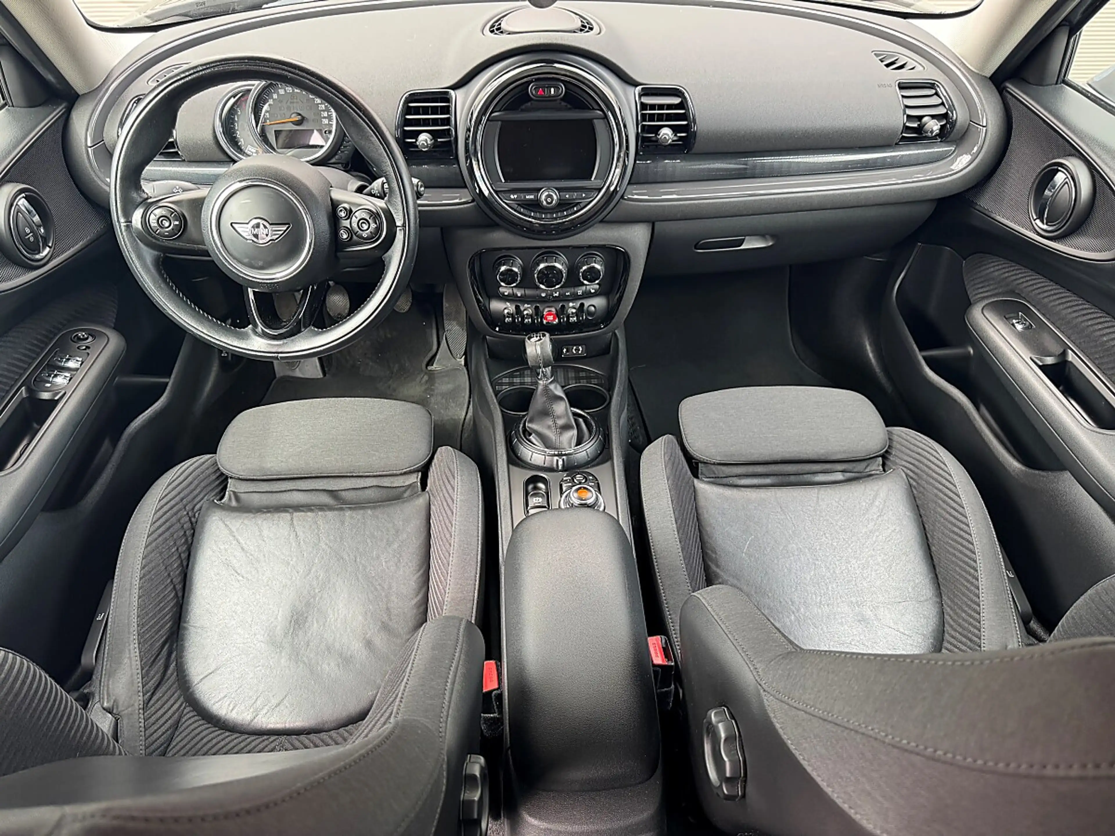 MINI One Clubman MINI Clubman One D — photo 13