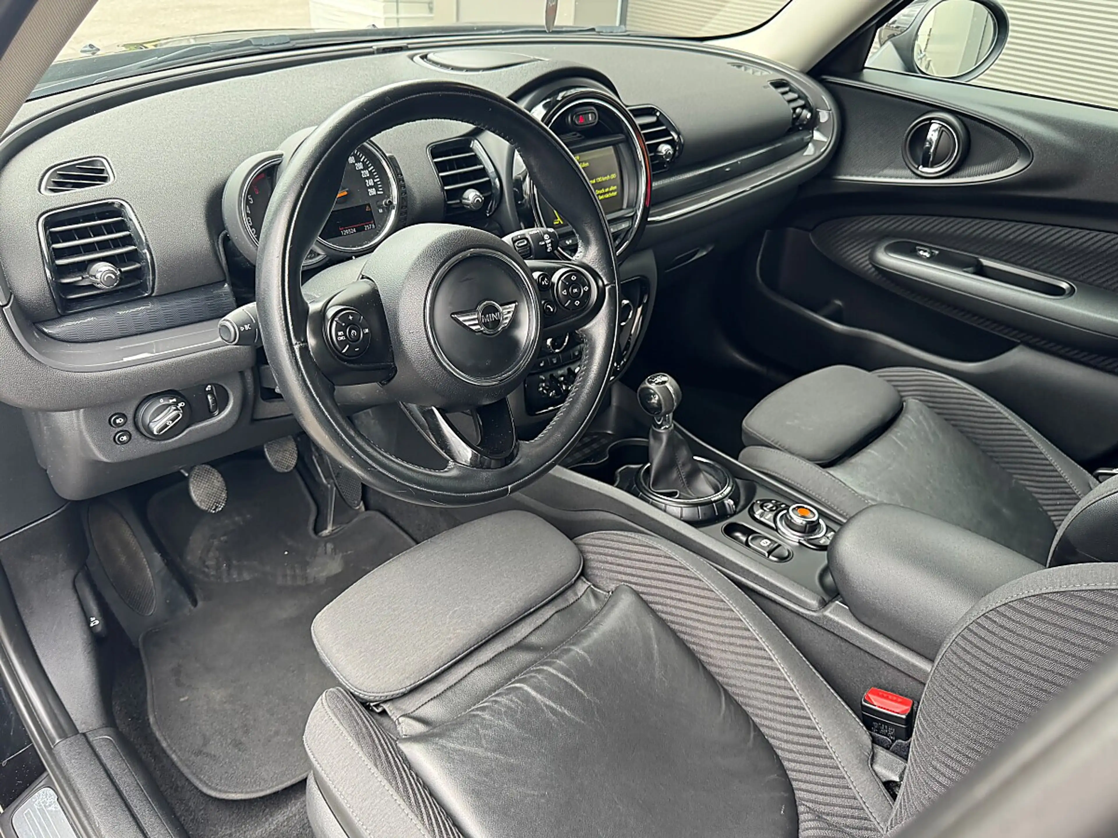 MINI One Clubman MINI Clubman One D — photo 12