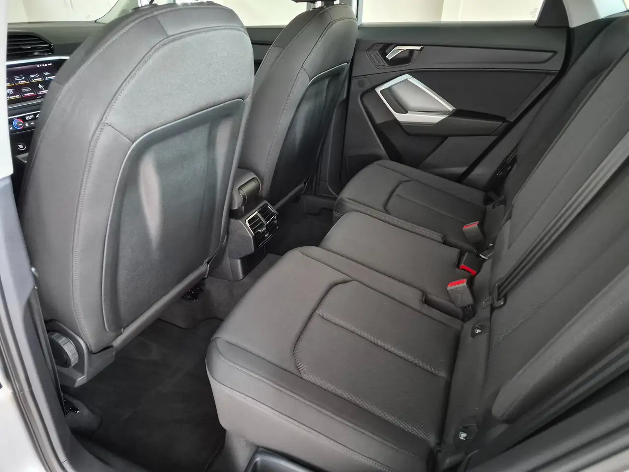 Audi Q3 SPB 35 TFSI S TRONIC MATRIX APPLE CARPLAY + ANDROID AUTO 11