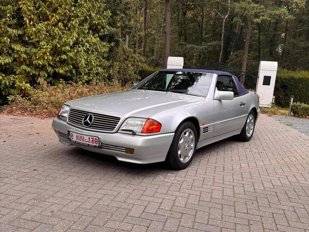 Mercedes-Benz SL 300, foto 2