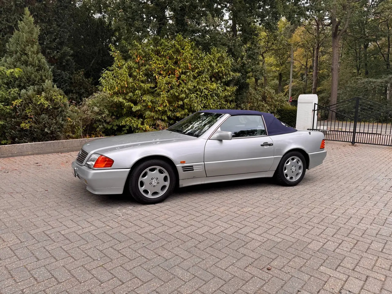 Mercedes-Benz SL 300, foto 3