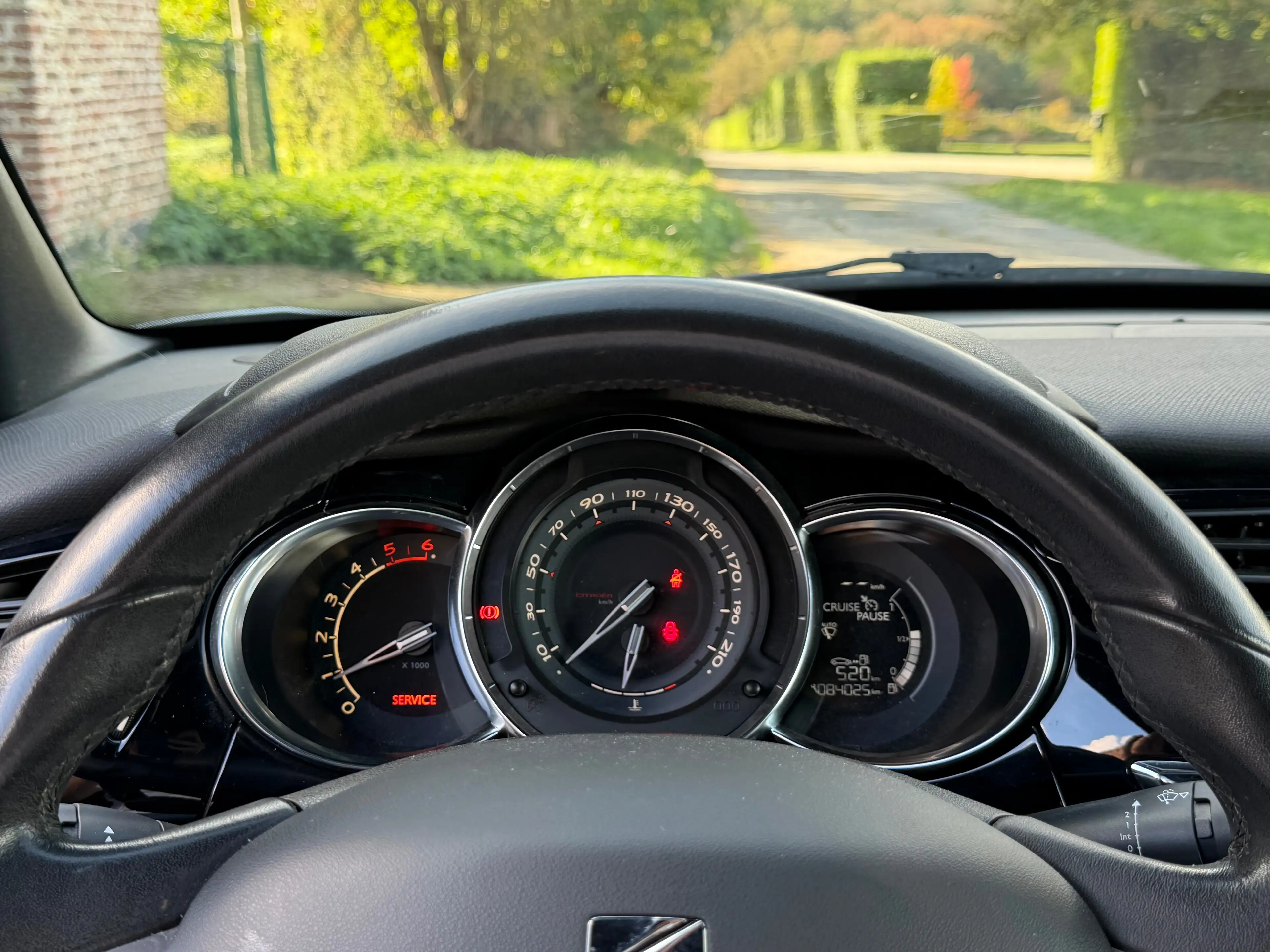 Citroen DS3 Cabrio 1.6 e-HDi So Chic *GPS || AIRCO || CRUISE* — photo 15