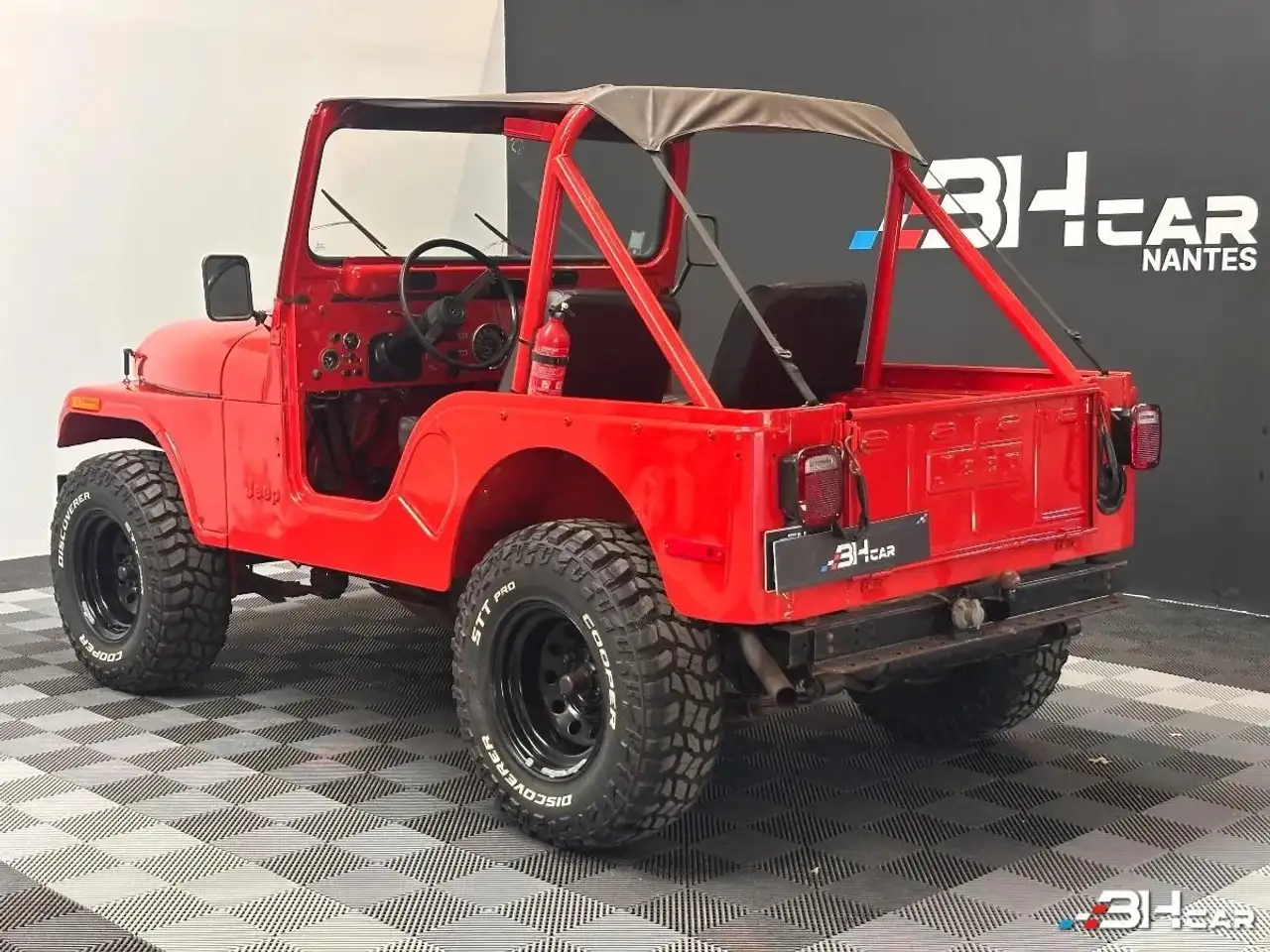 Jeep CJ-5 4.2 6 cylindres – Véhicule de collection – Ex-pompiers, foto 2