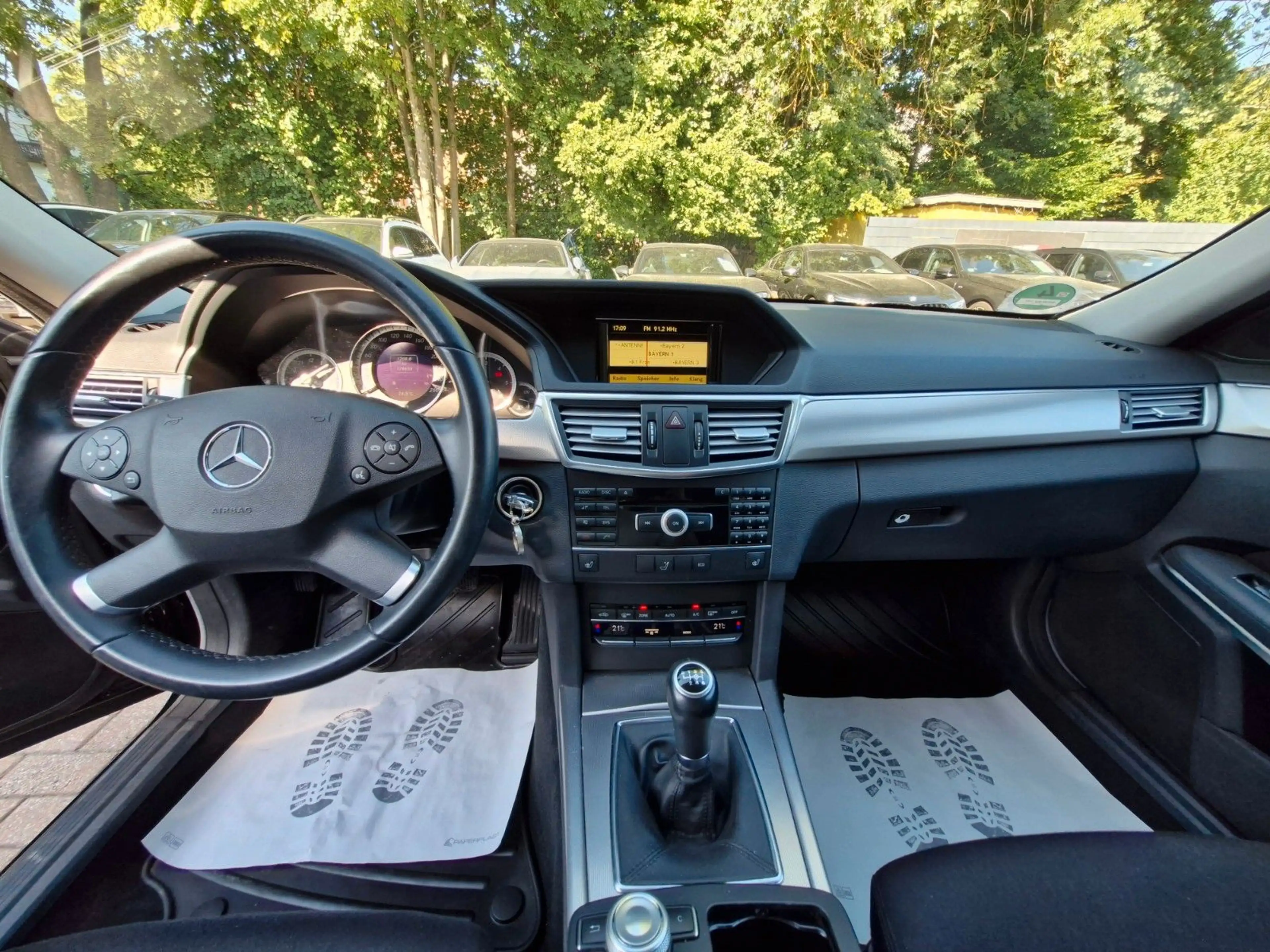 Mercedes-Benz E 200 CDI Facelift 2.Hand 6-Gang 128tkm Tüv Neu — photo 11