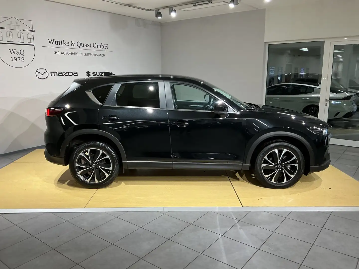 Mazda CX-5 Advantage *360°*LED*Carplay*Head-Up* Schwarz - 2
