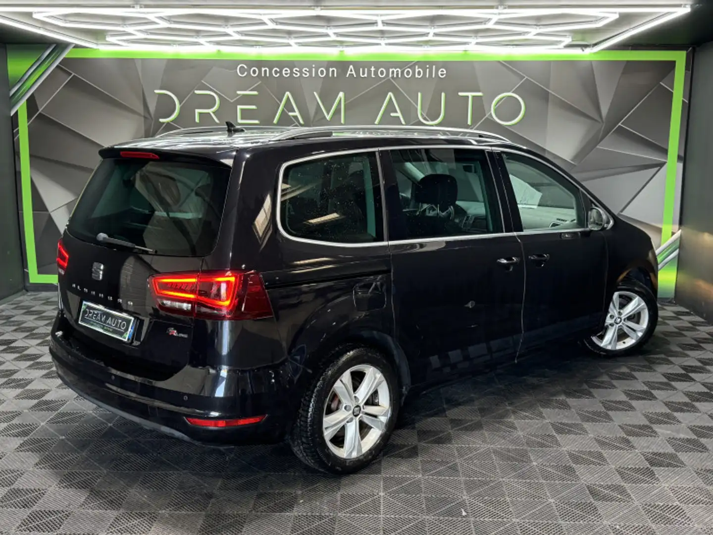 SEAT Alhambra 2.0 TDI 150CH FAP FR LINE STYLE START/STOP Noir - 2