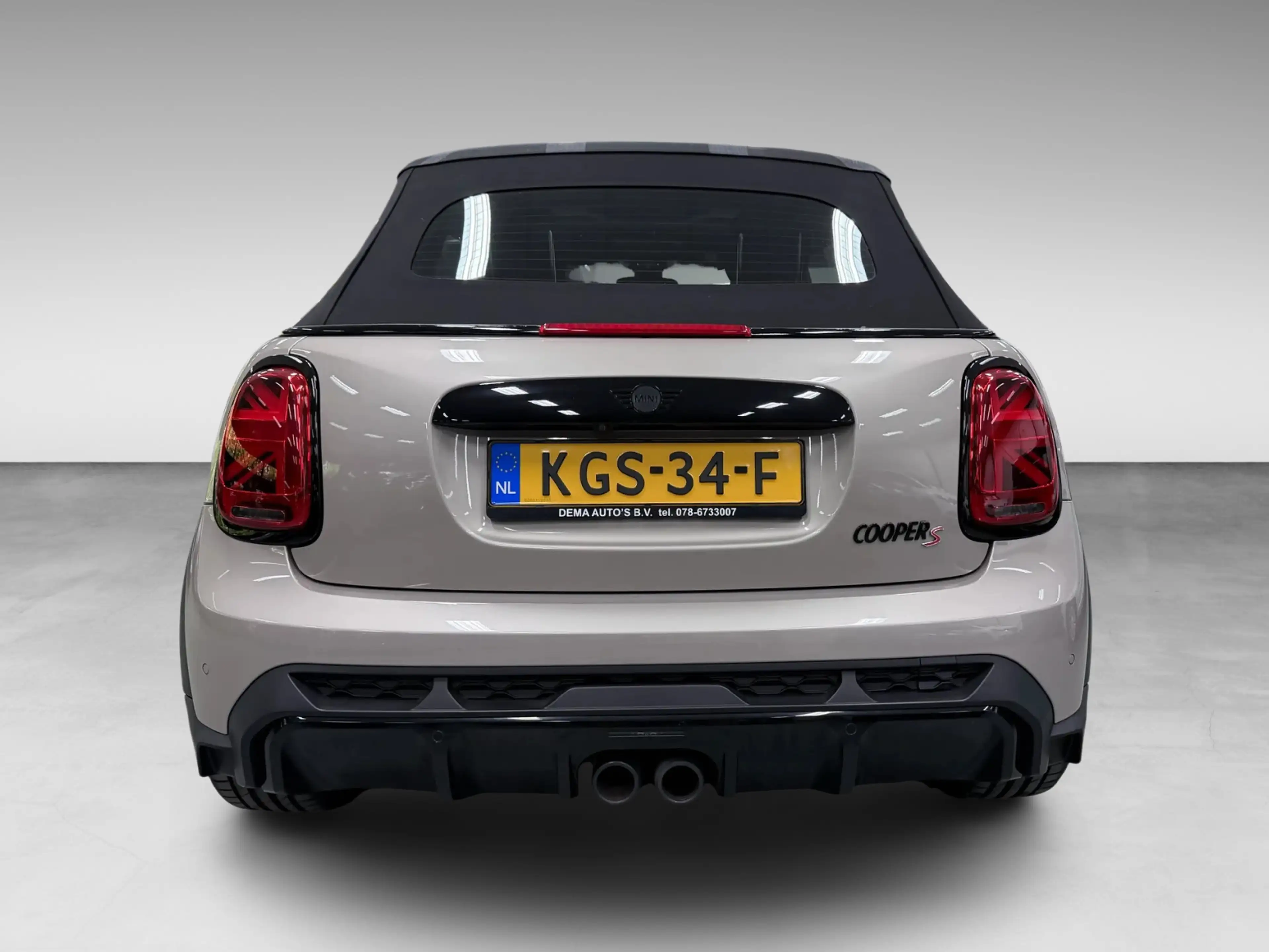 MINI John Cooper Works Cabrio 2.0 S JCW 18'' JCW-STOELEN/NAVI/H-UP/H-KARDON/CAM/ — photo 3