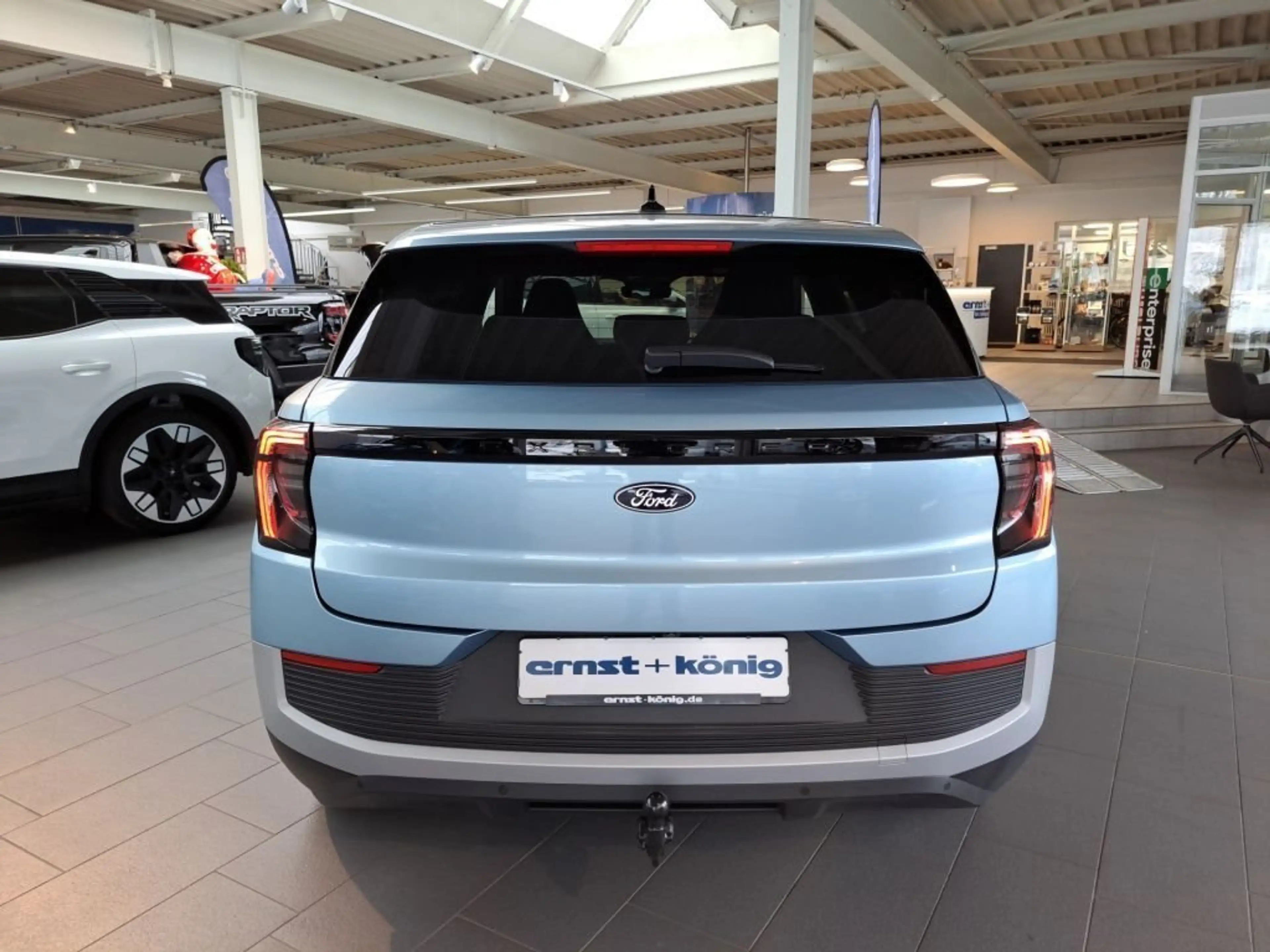 Ford Explorer Extended RangeRWD77kWhPremium AHK+Pano — photo 10