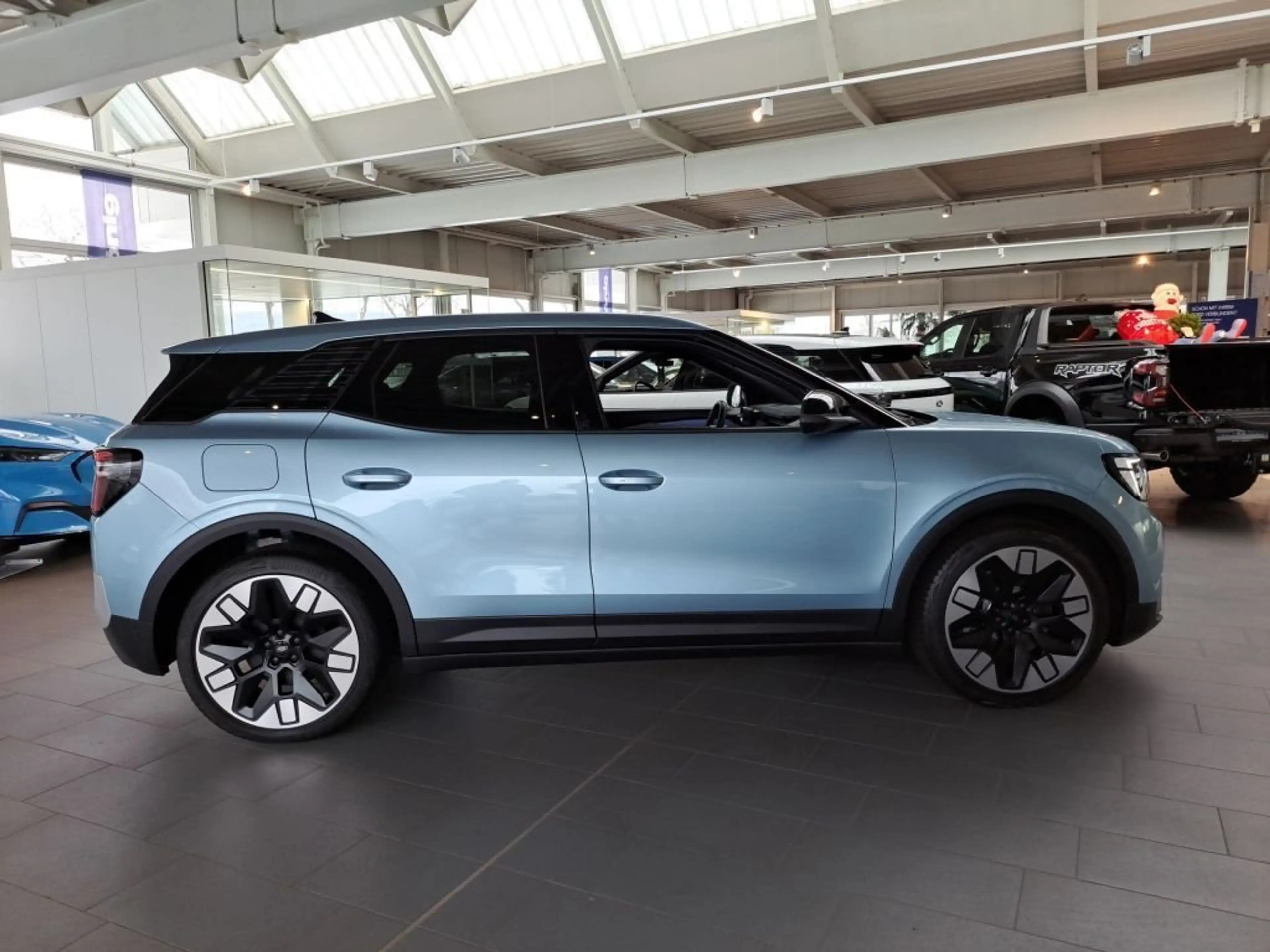 Ford Explorer Extended RangeRWD77kWhPremium AHK+Pano — photo 11