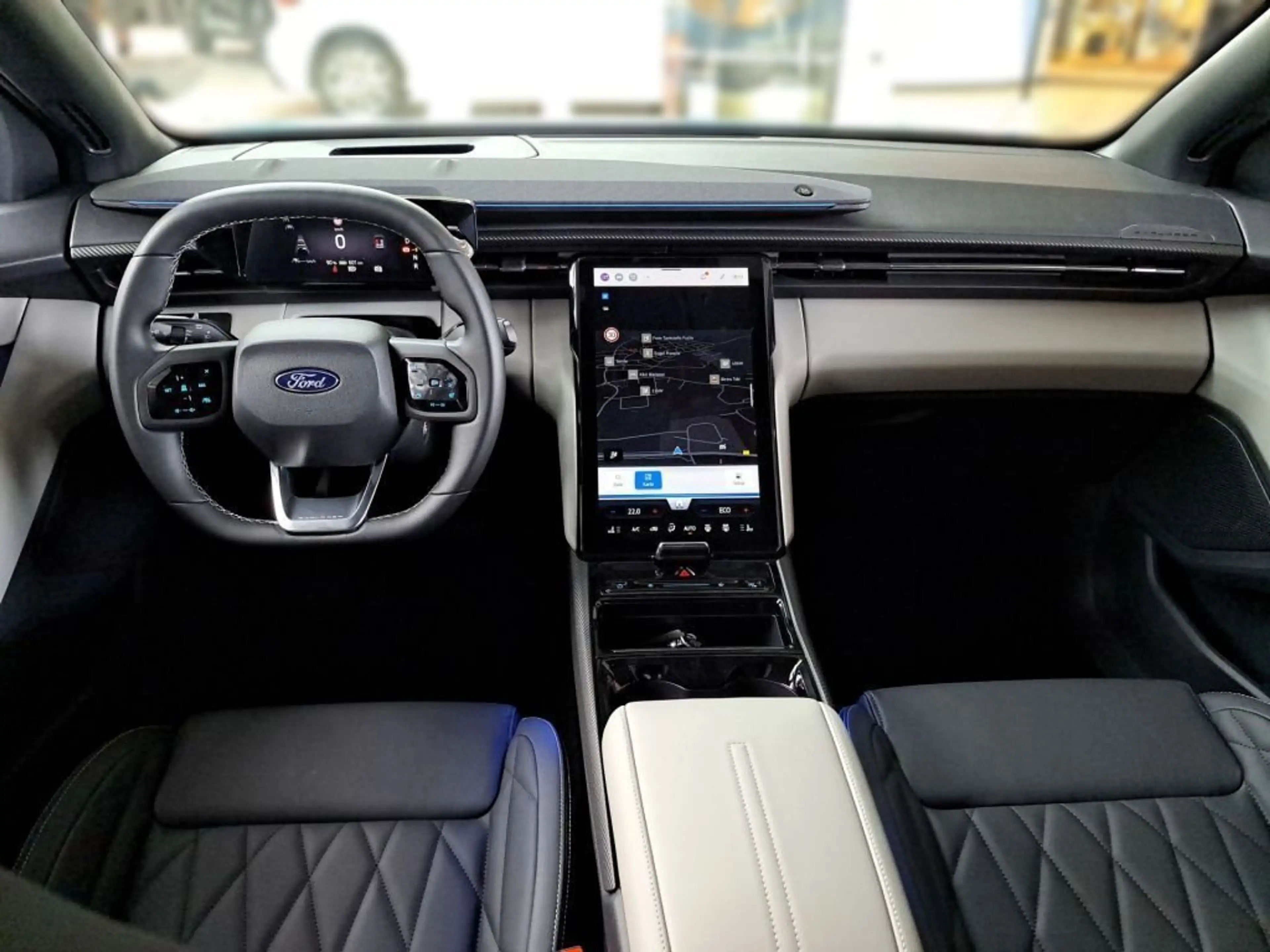 Ford Explorer Extended RangeRWD77kWhPremium AHK+Pano — photo 13