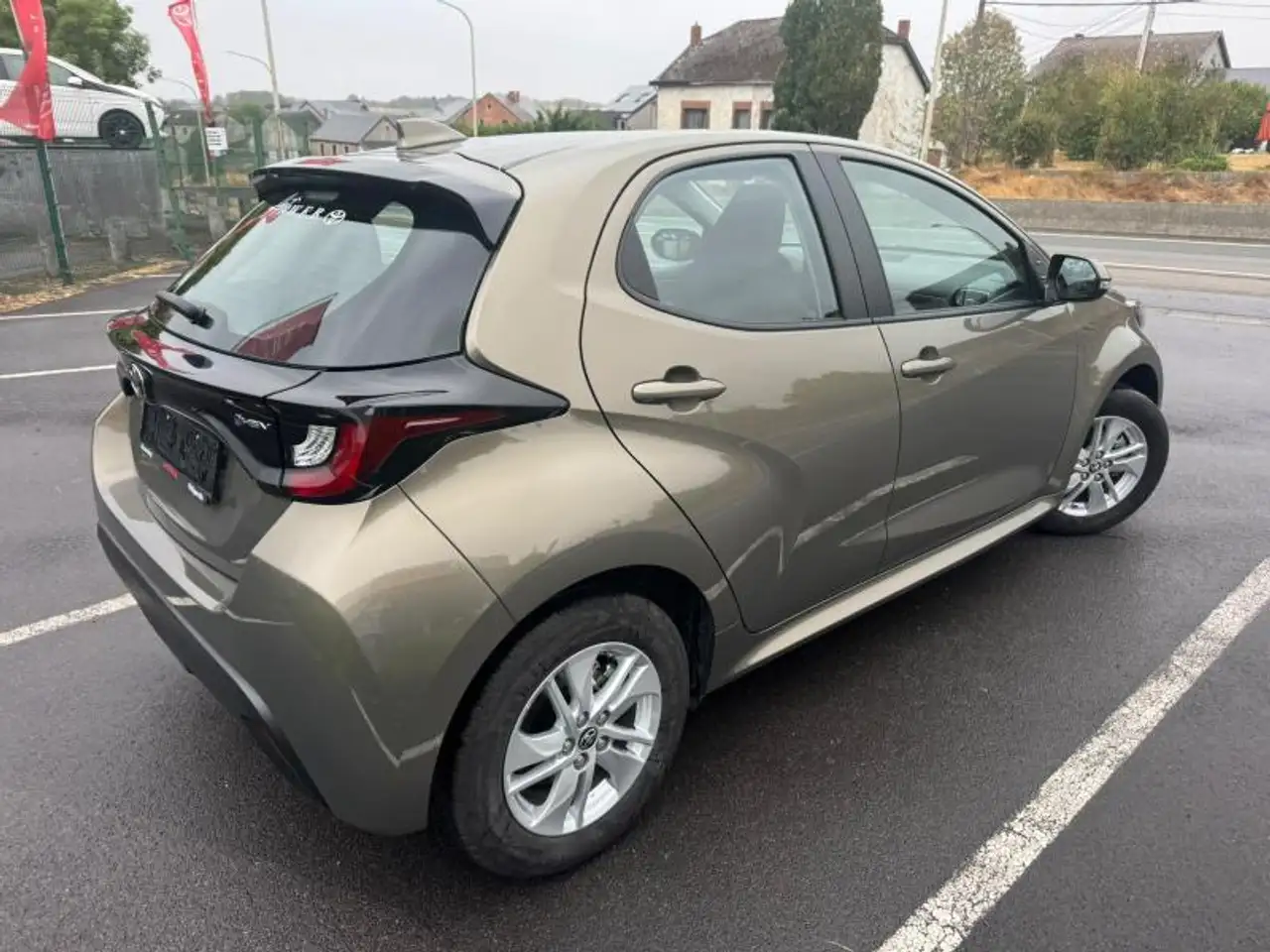 Toyota Yaris 1.5 TNGA HEV CVT Dynamic, миниатюра 3