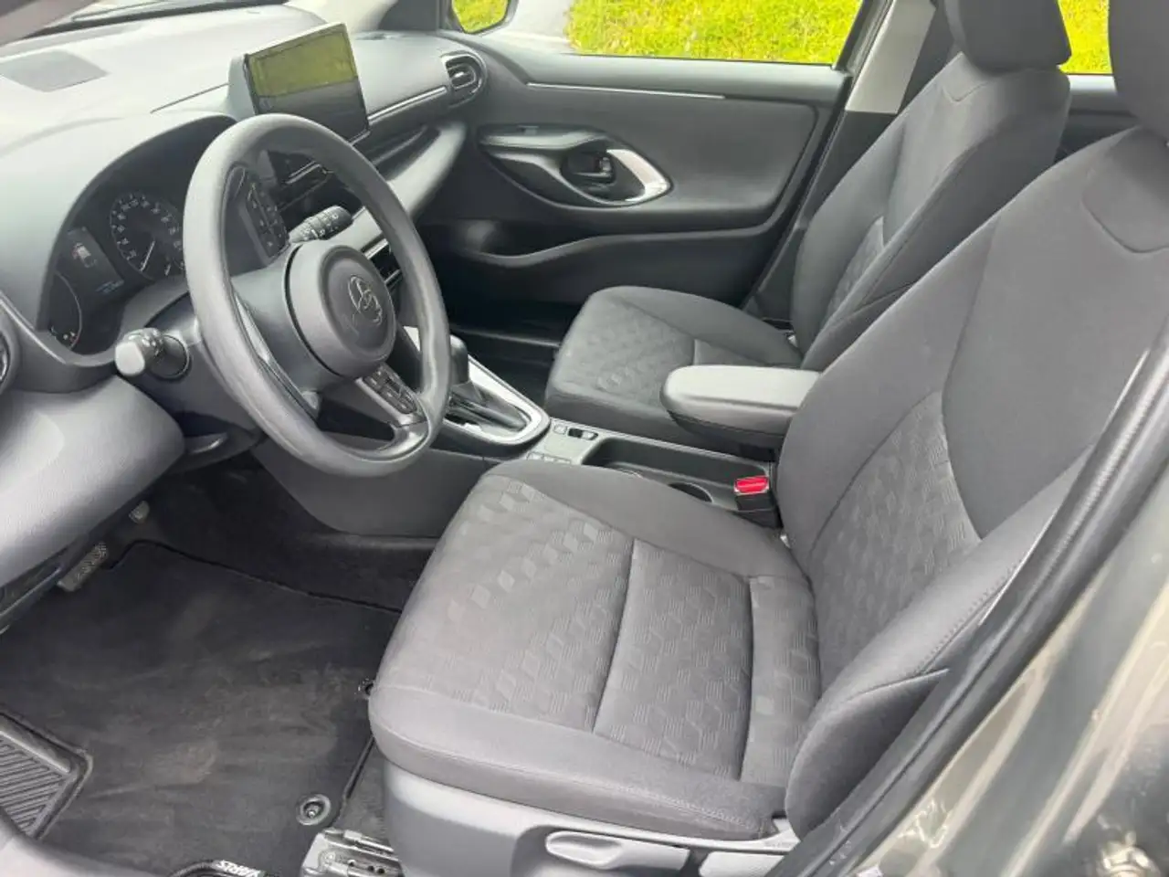 Toyota Yaris 1.5 TNGA HEV CVT Dynamic, миниатюра 5