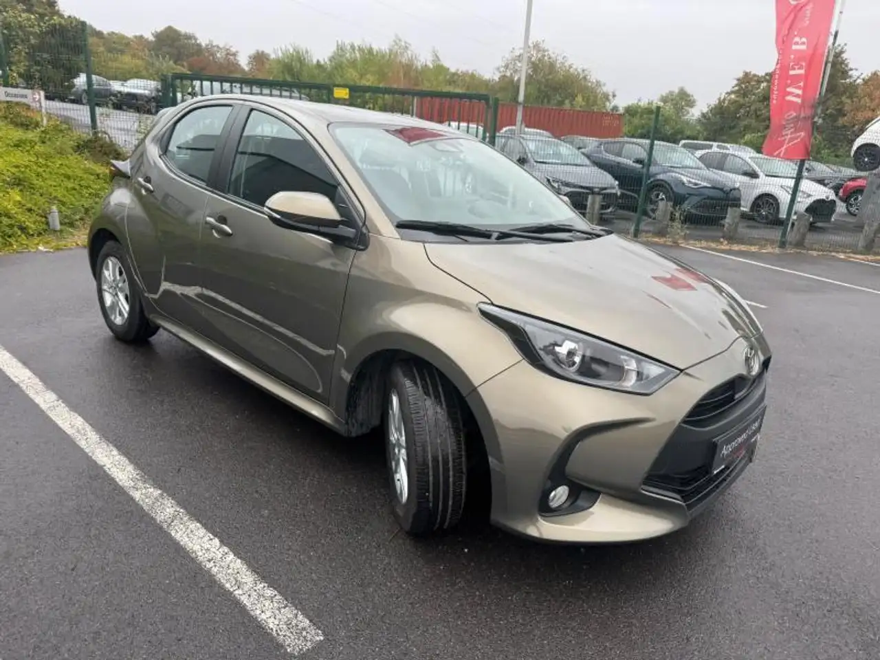 Toyota Yaris 1.5 TNGA HEV CVT Dynamic, миниатюра 4