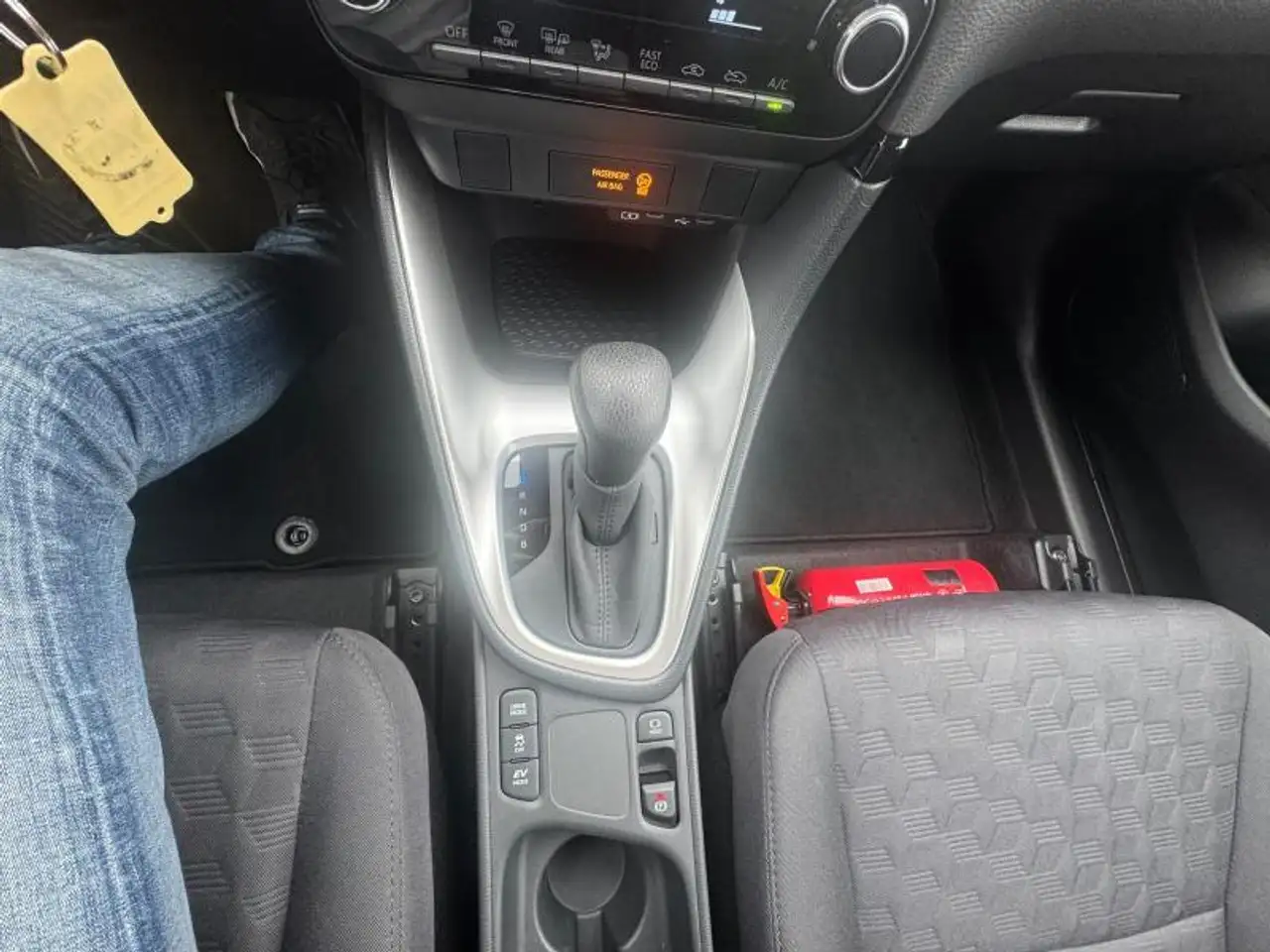 Toyota Yaris 1.5 TNGA HEV CVT Dynamic, миниатюра 15
