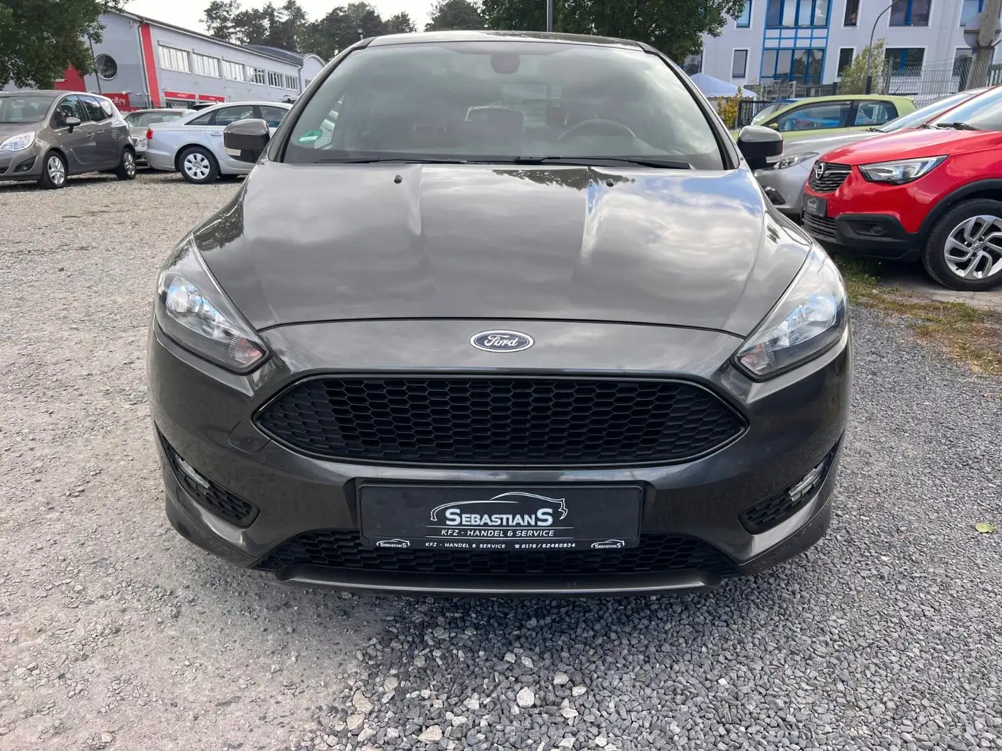 Ford Focus 1,0 EcoBoost 92kW ST-Line Tüv + Insp.neu Сірий - 2