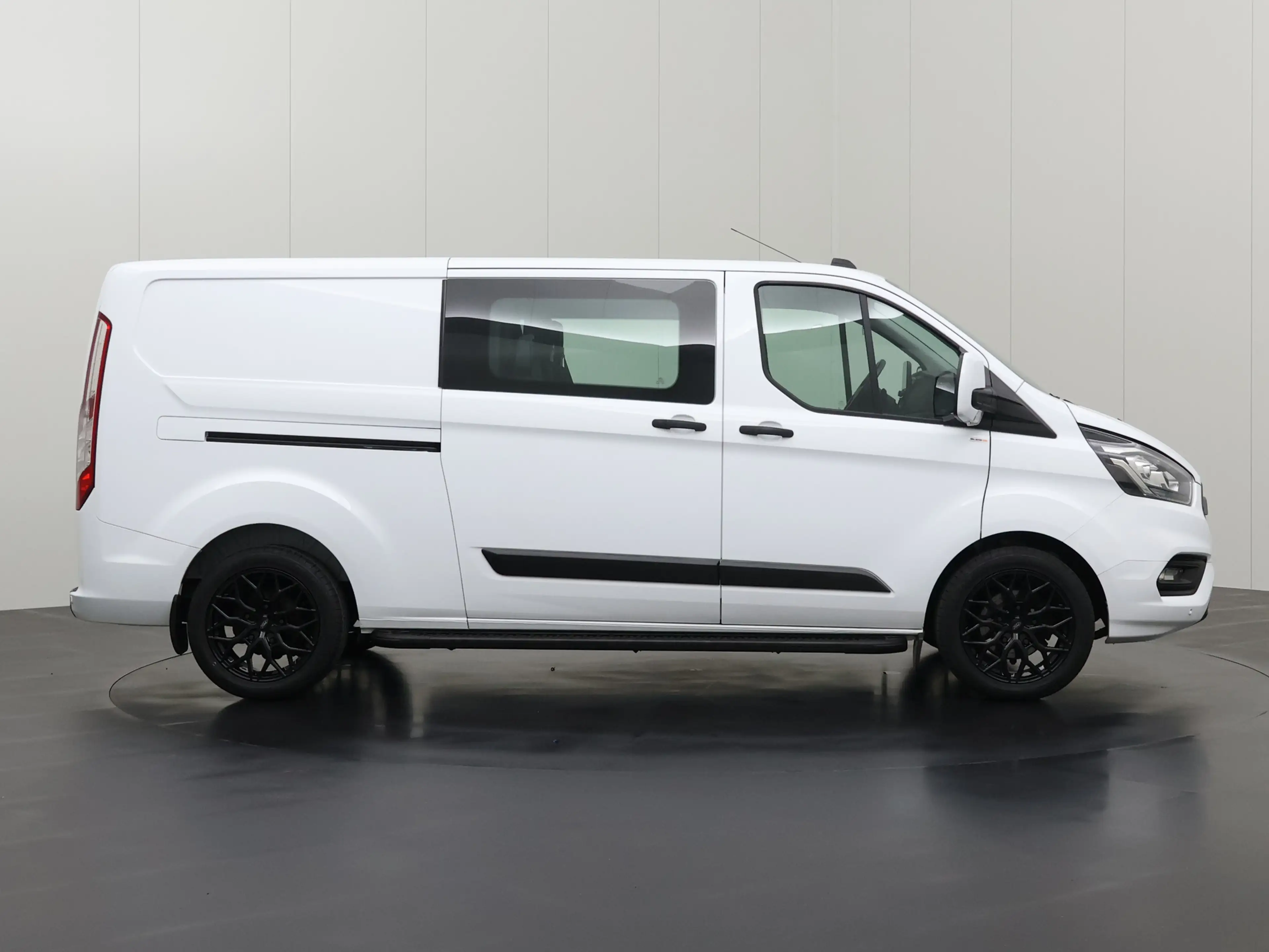 Ford Transit Custom 2.0TDCi 130PK Lang Dubbele Cabine | 6-Persoons | N — photo 13