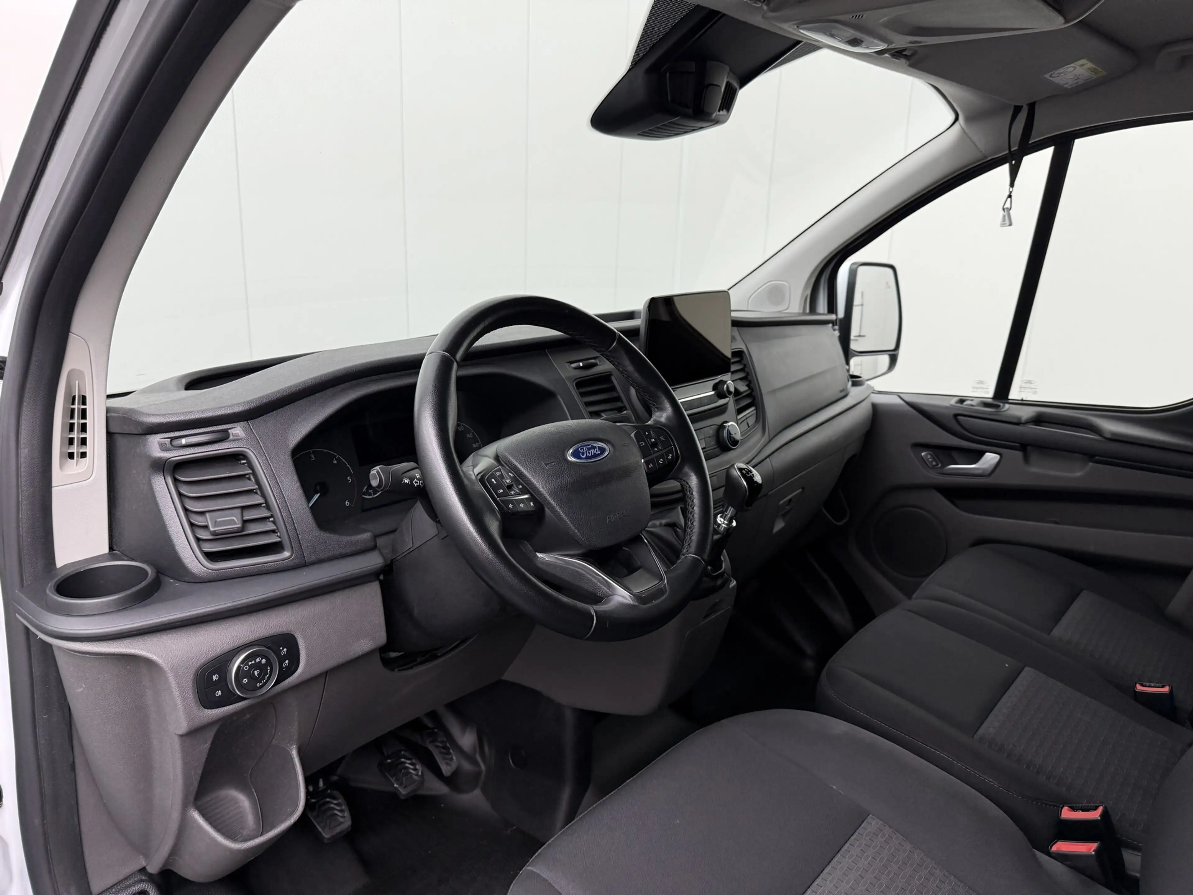 Ford Transit Custom 2.0TDCi 130PK Lang Dubbele Cabine | 6-Persoons | N — photo 3