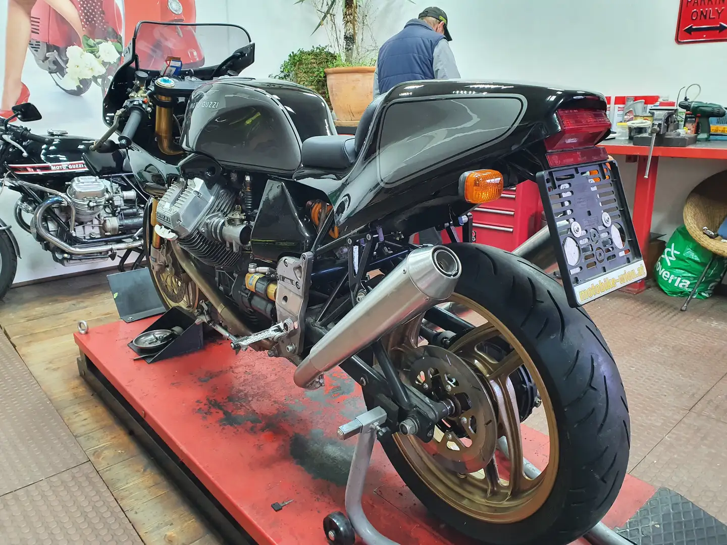 Moto Guzzi Daytona RS V11 Centauro Noir - 1