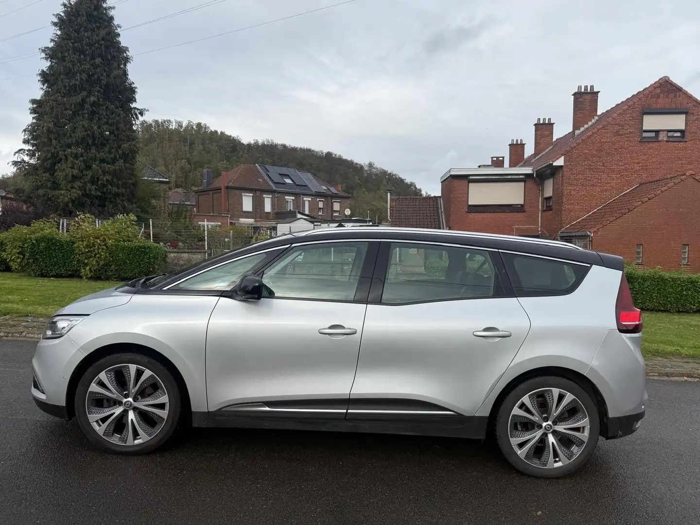 Renault Grand Scenic Grand Scénic 1.5 dCi Energy Initiale Paris EDC Gris - 2