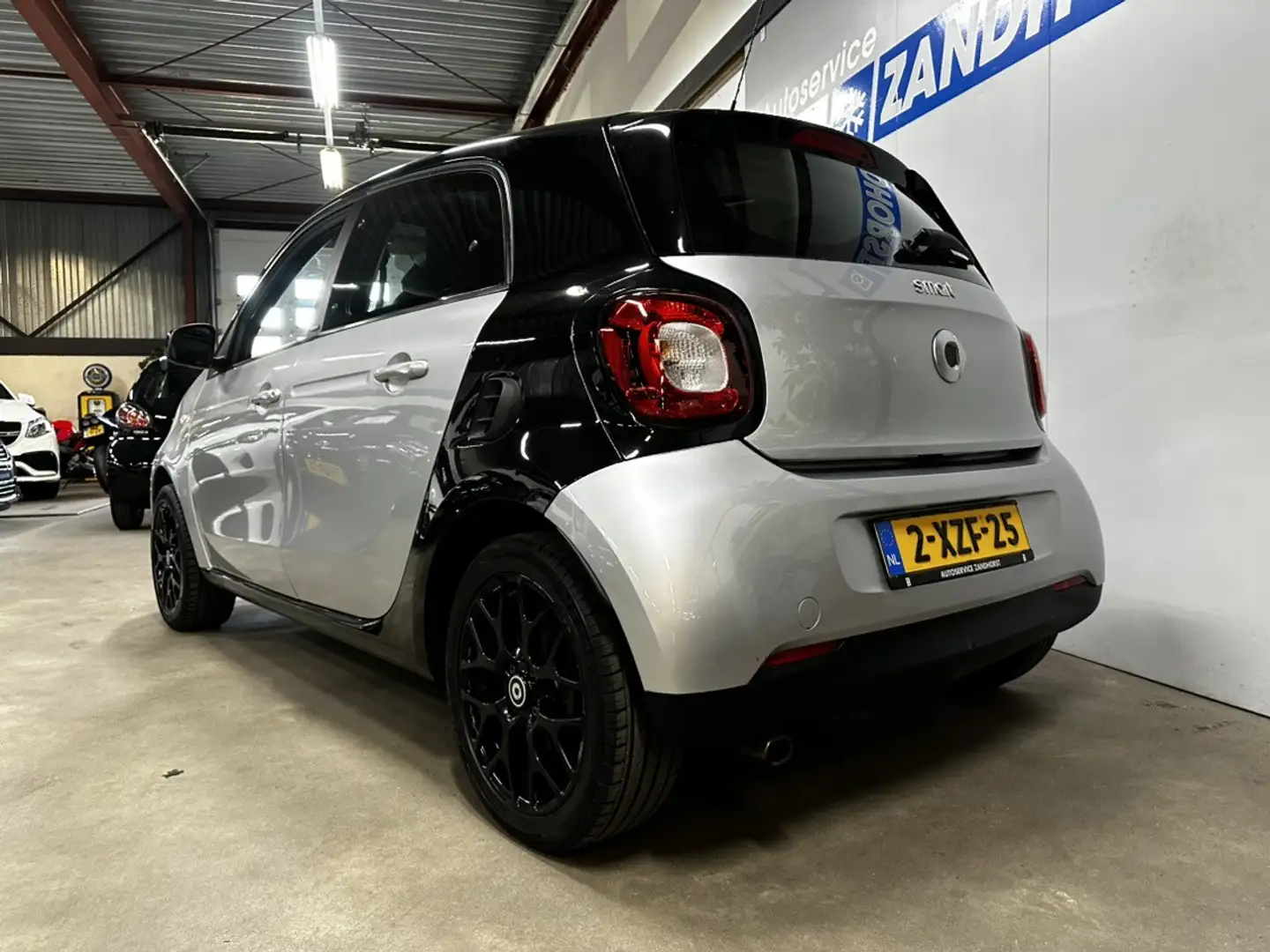 smart forFour 1.0 Passion Grijs - 2