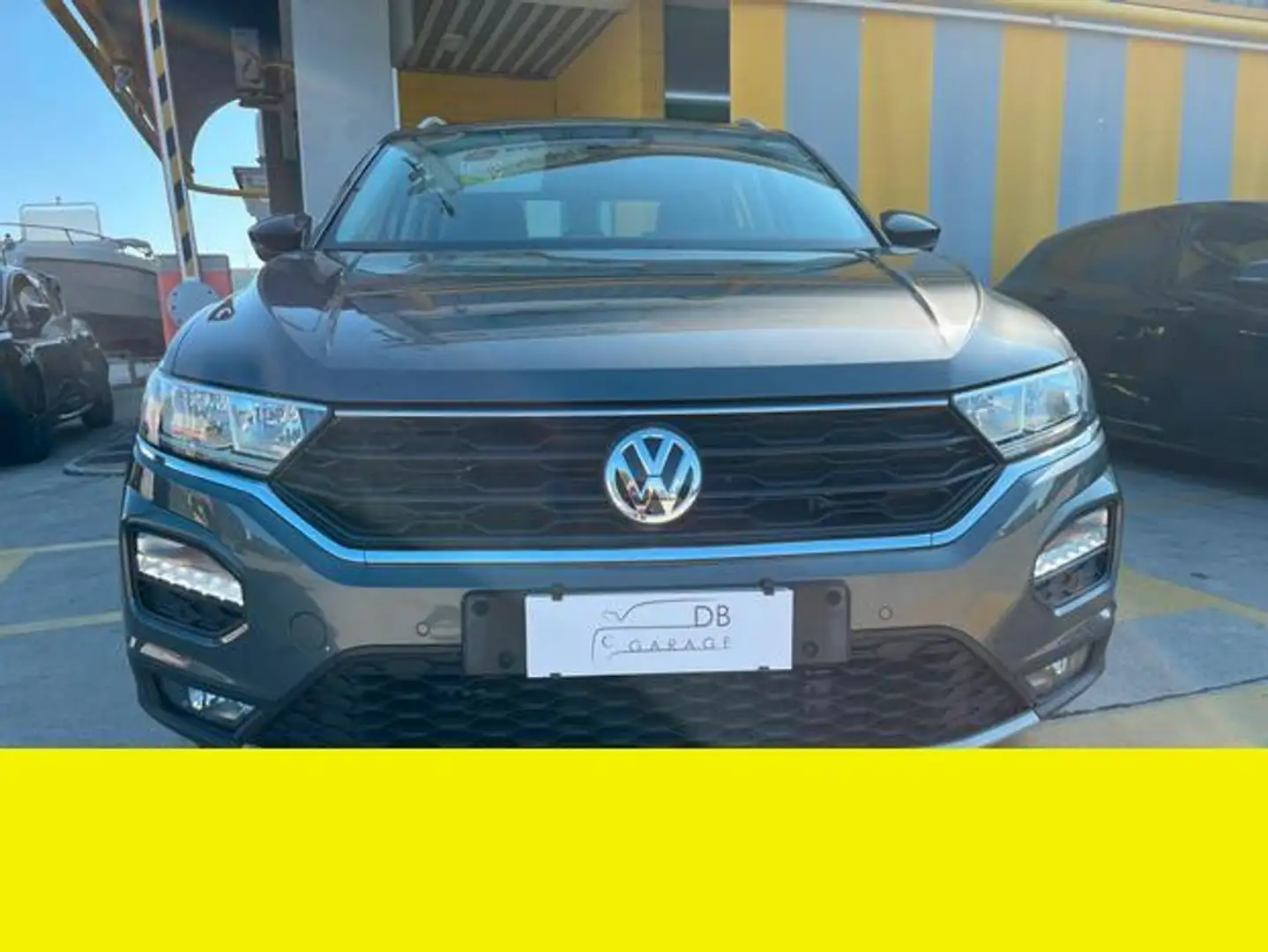 Volkswagen T-Roc - 1