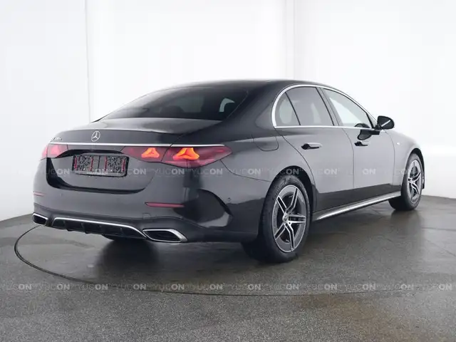 Mercedes-Benz E 300 e AMG LINE DISTRONIC LED HP Ansicht 3