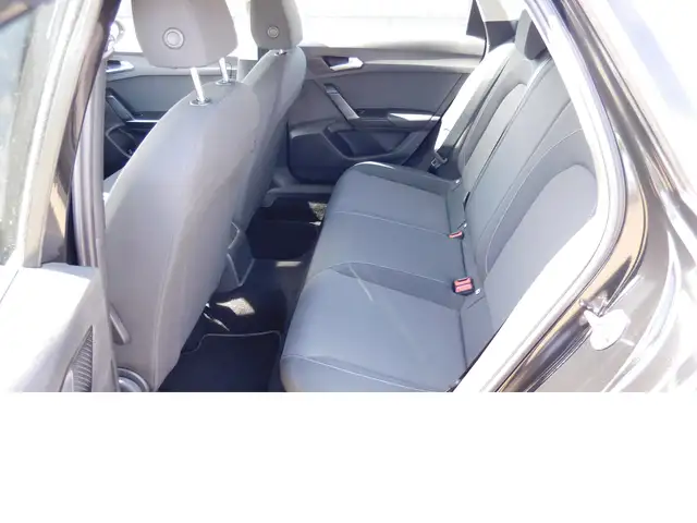 Seat Leon view 11