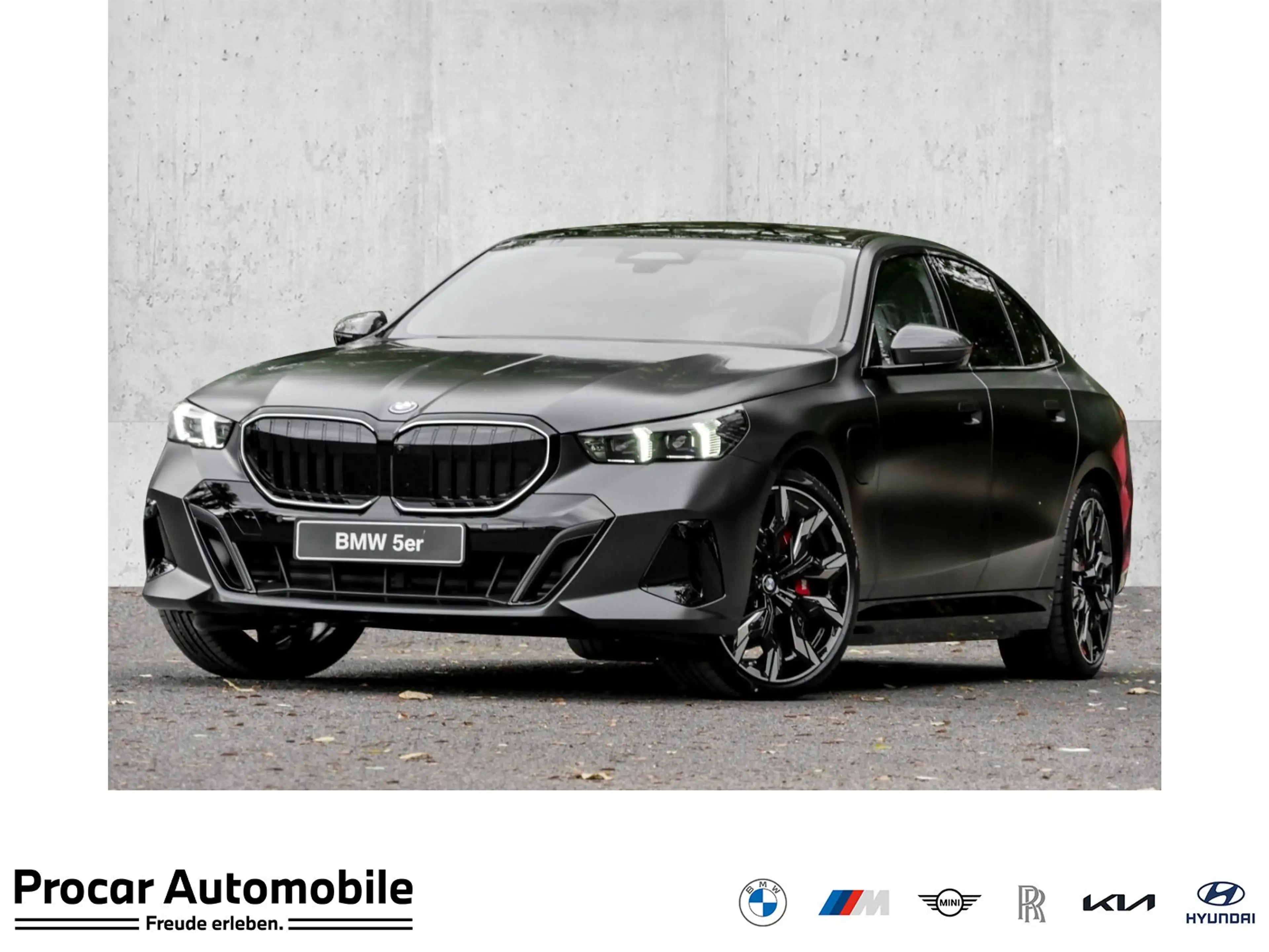 BMW 550 e xDrive M Sport Pro PANO AHK LED Sitzlüftg.
