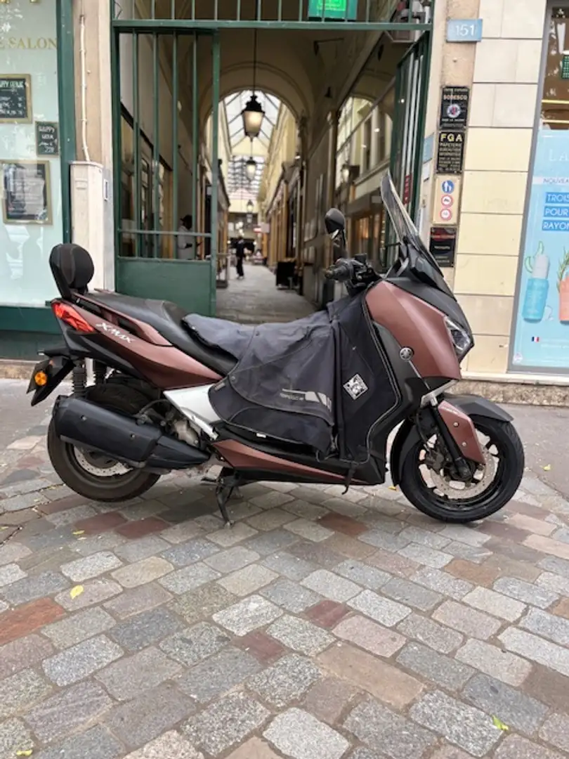 Yamaha X-Max 300 Brun - 1