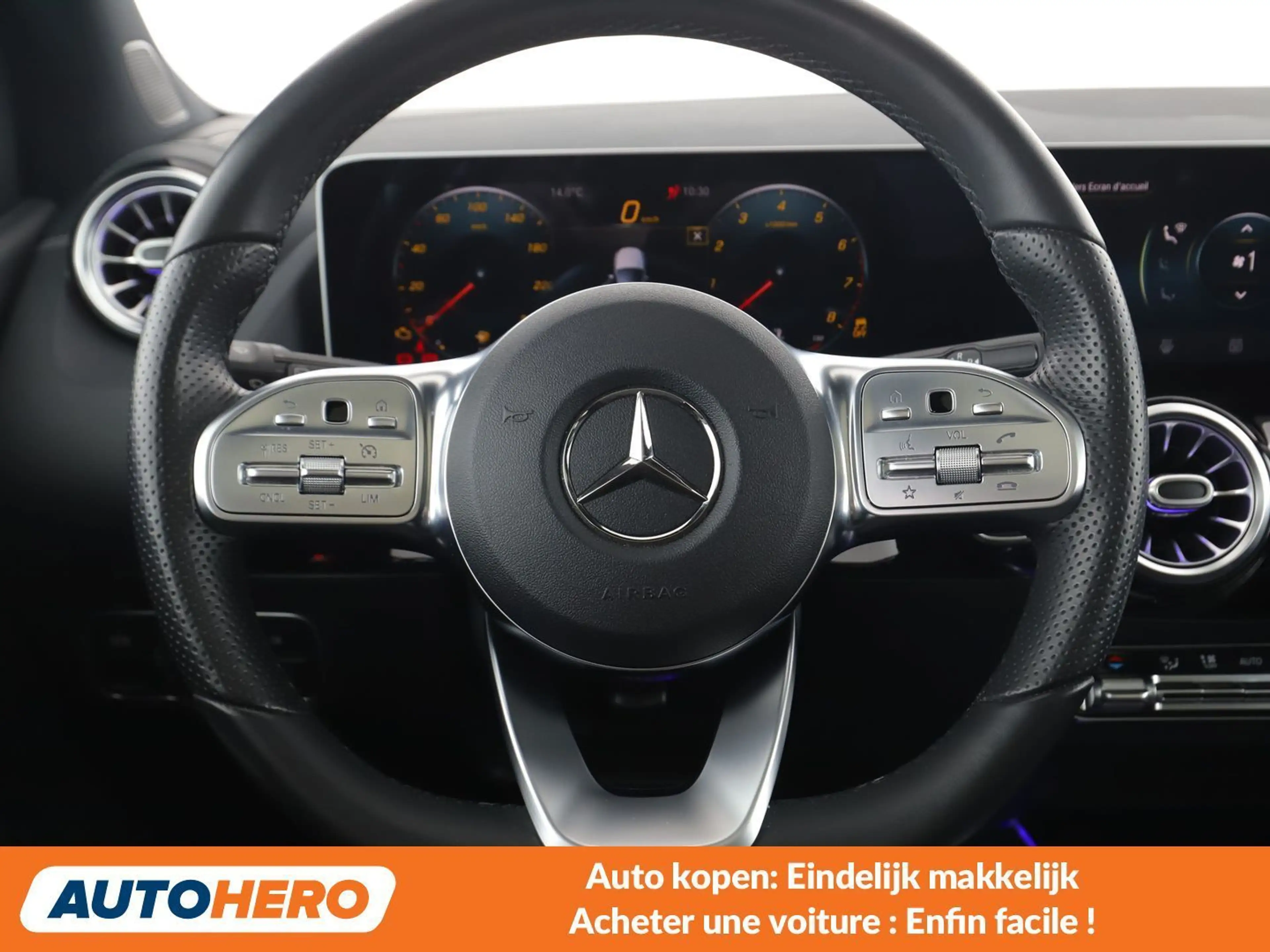Mercedes-Benz B 220 B 220 4Matic AMG Line — photo 5