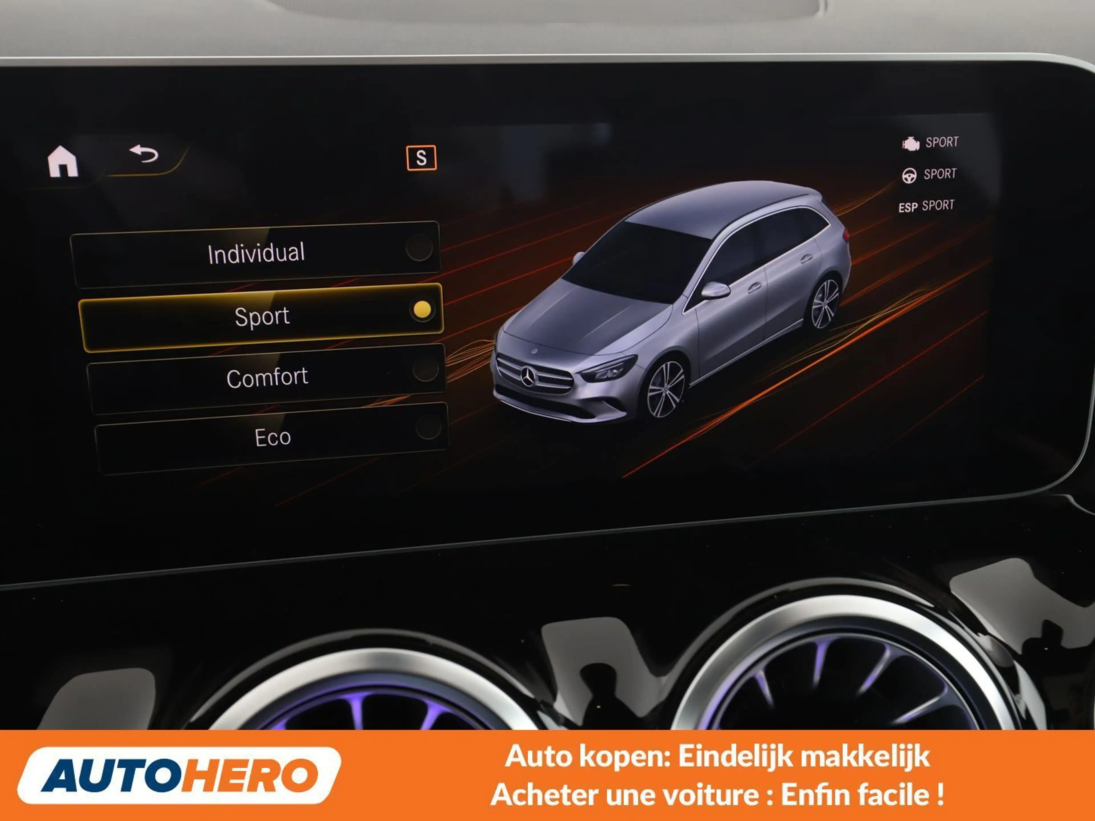 Mercedes-Benz B 220 B 220 4Matic AMG Line — photo 14