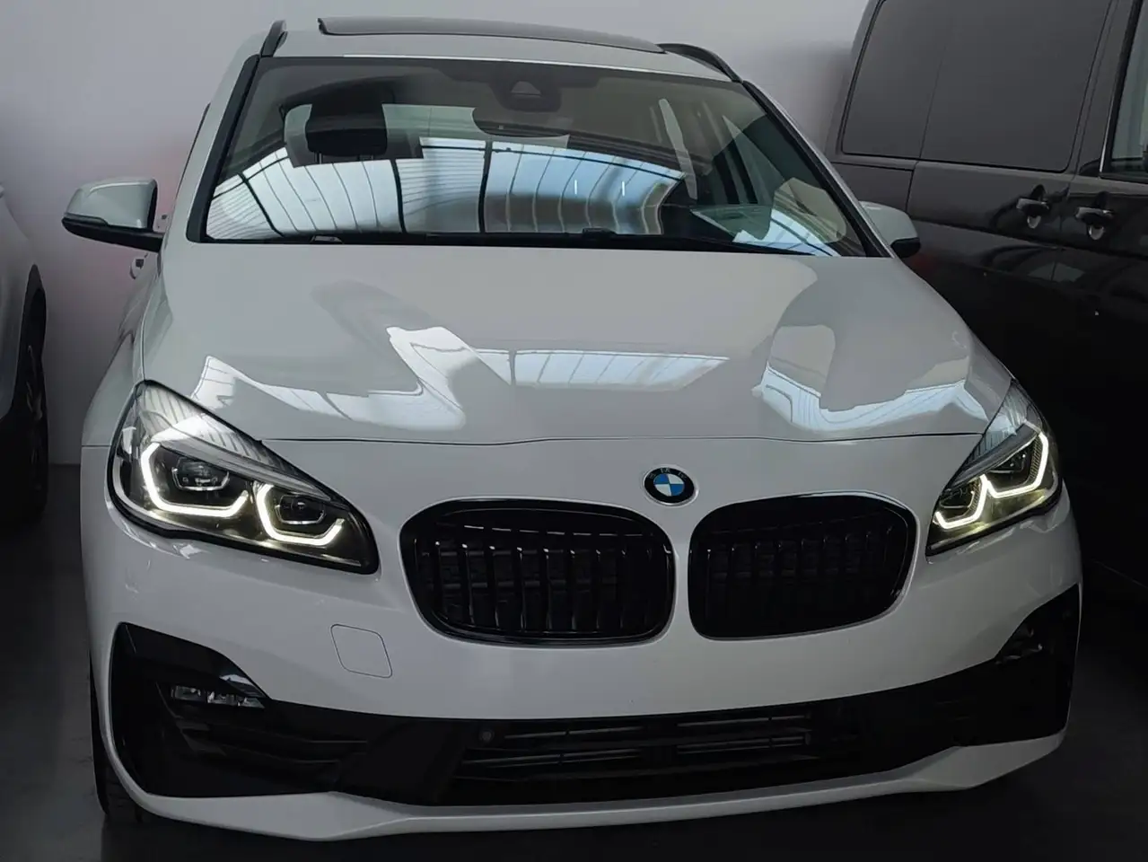 BMW 216
