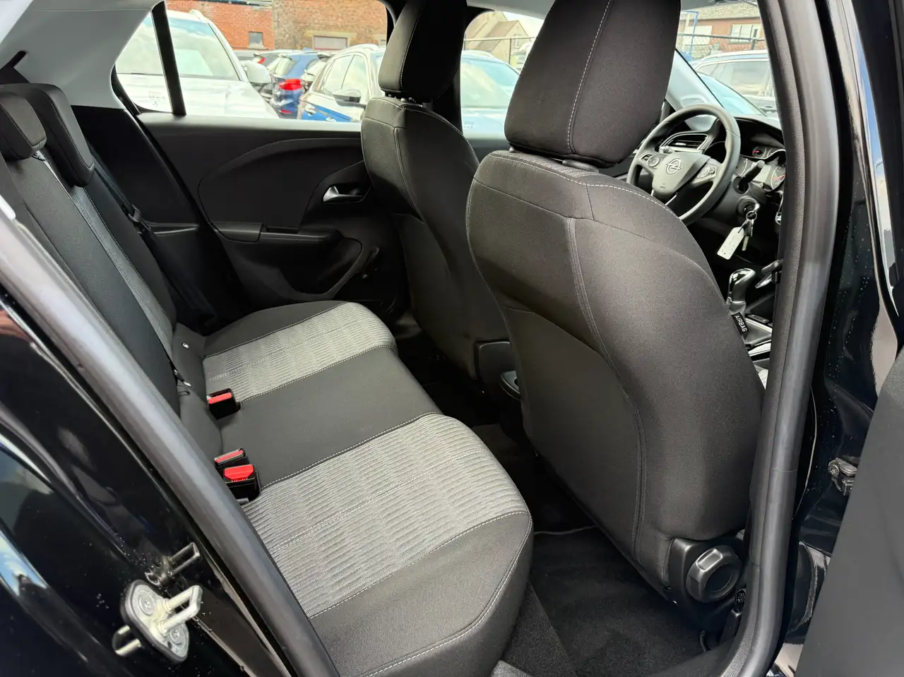 Opel Corsa 1.2i 75PK BLUETOOTH PARKEERSENSOREN DAB AIRCO 26