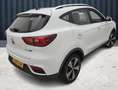 MG ZS MG EV Luxury 45 kWh (143 PK) 1e-Eig. & Dealer-Onde Wit - thumbnail 3