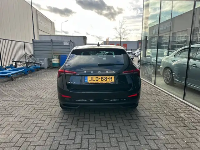 Skoda Scala view 8