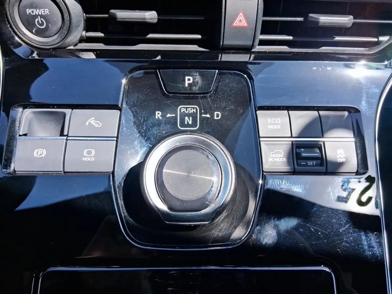 Toyota bZ снимка Toyota bZ